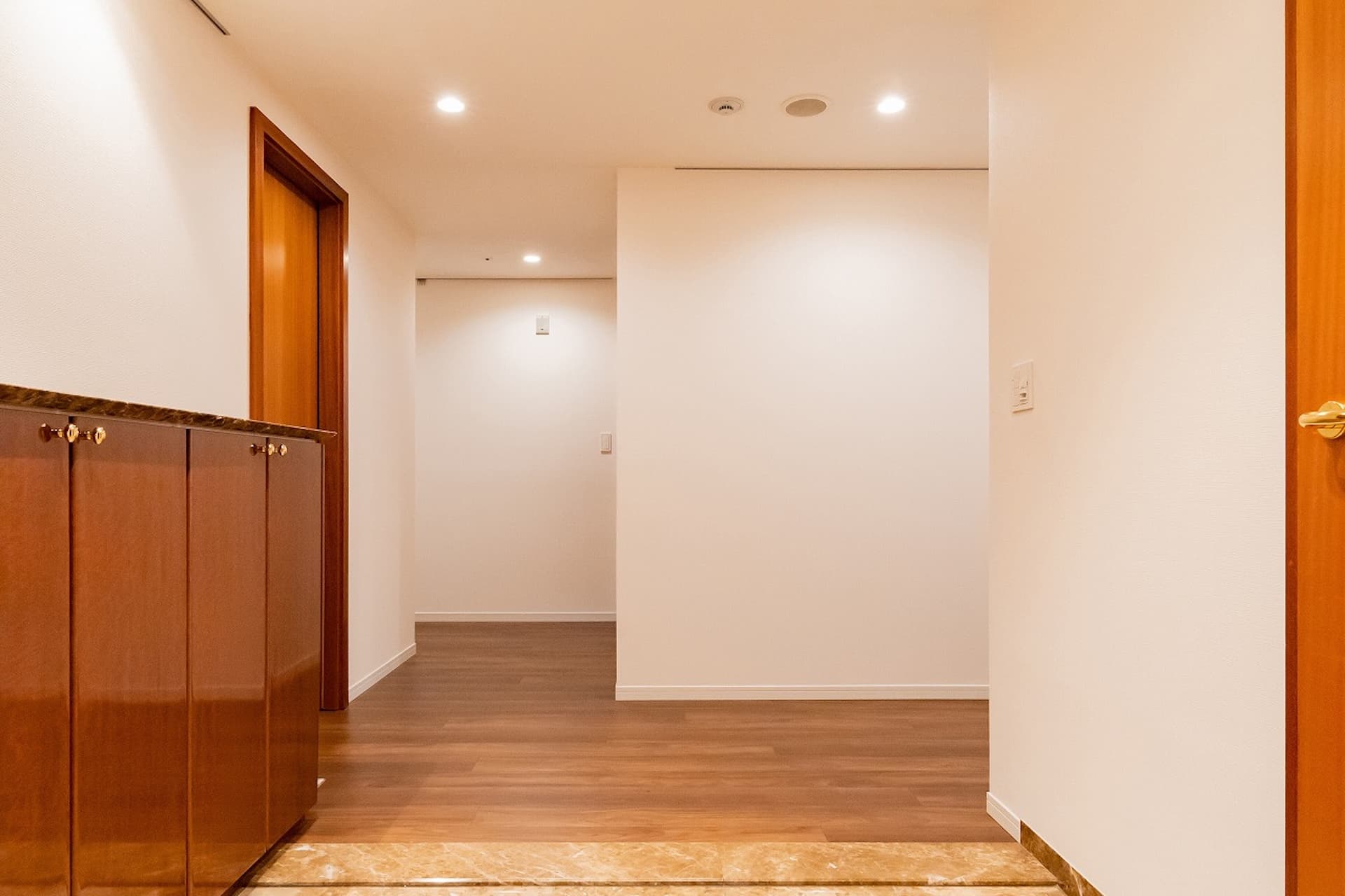 La Tour SHIBAKOENII 10.jpg