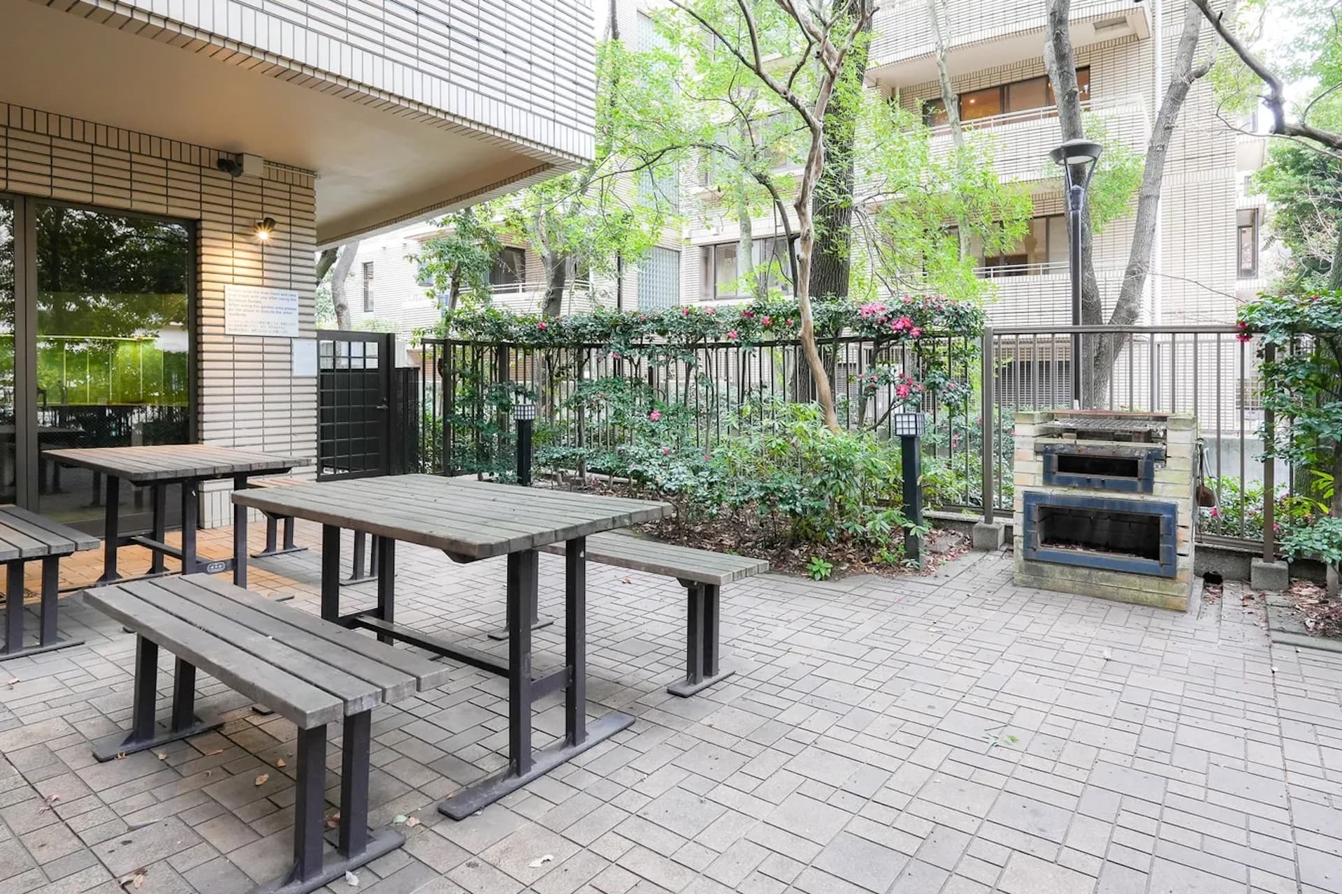 Victoria Court 4.jpg