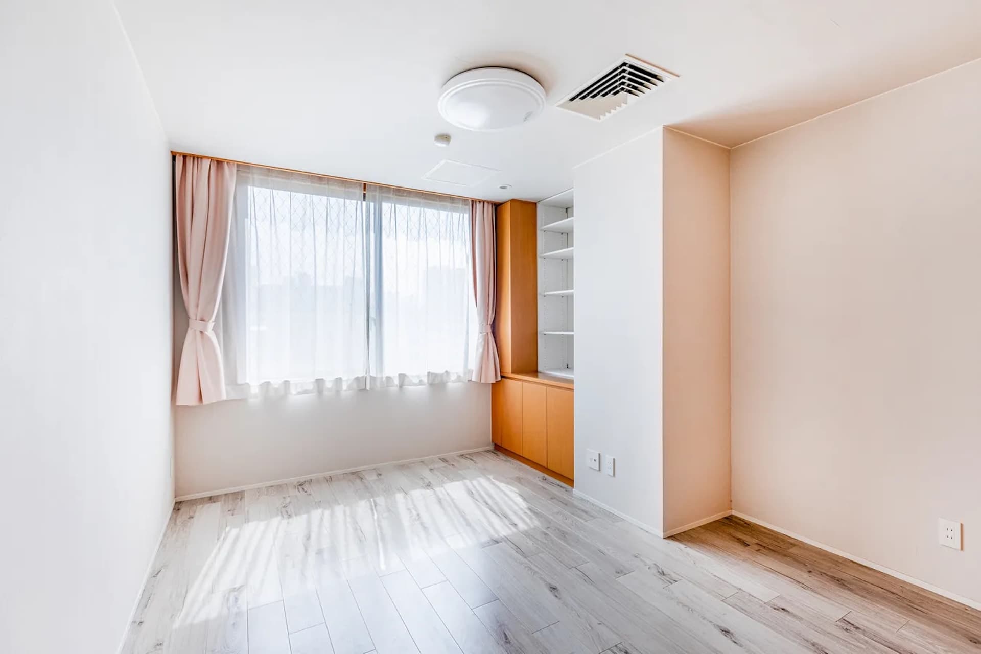 Victoria Court 1.jpg