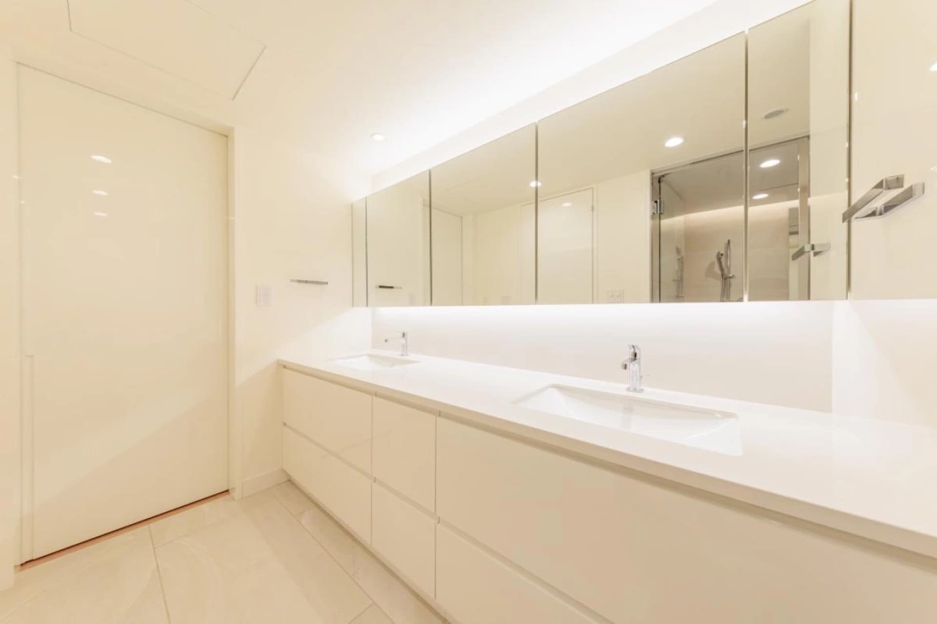 Motoazabu Hills Forest Terrace East16.jpg