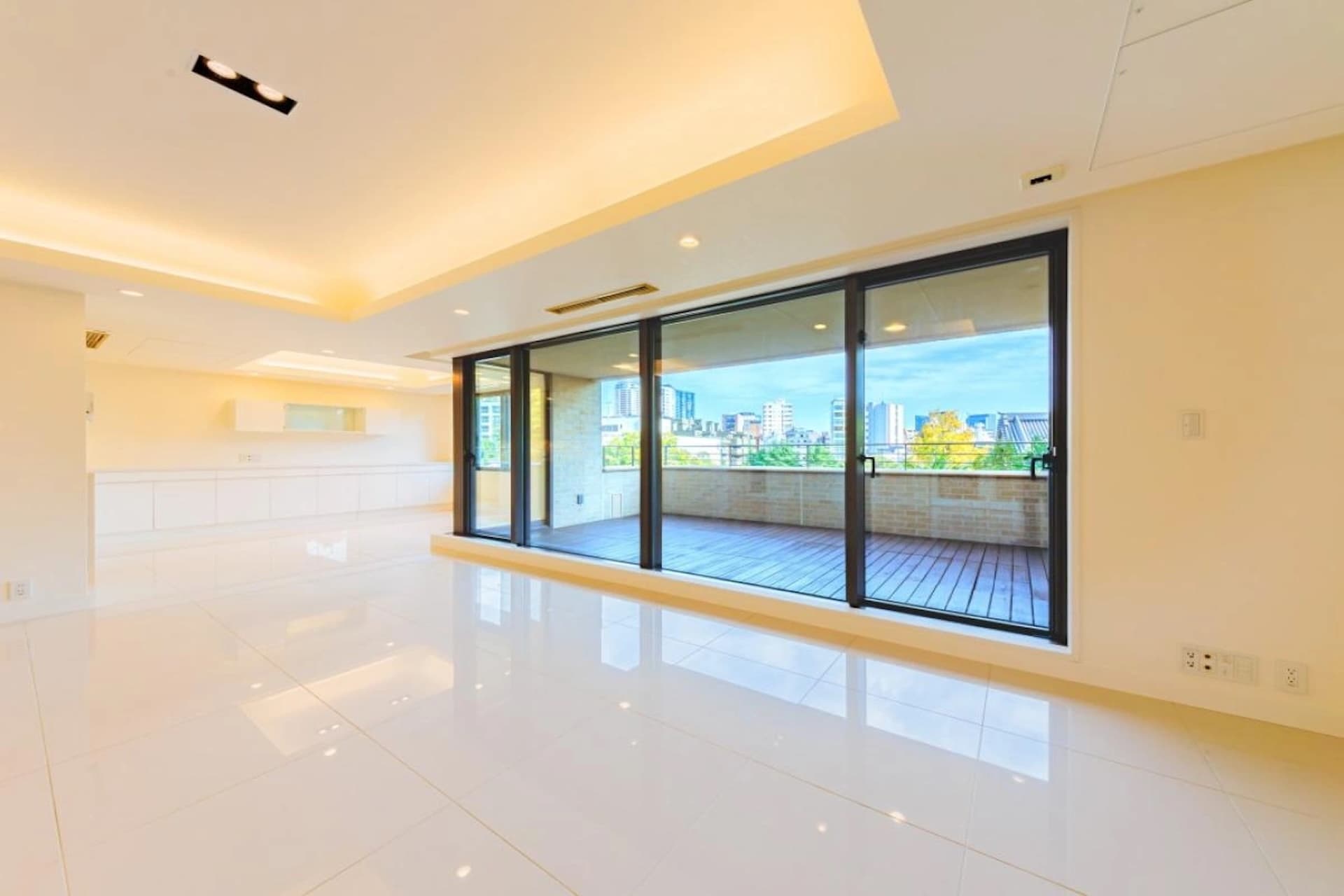 Motoazabu Hills Forest Terrace East4.jpg