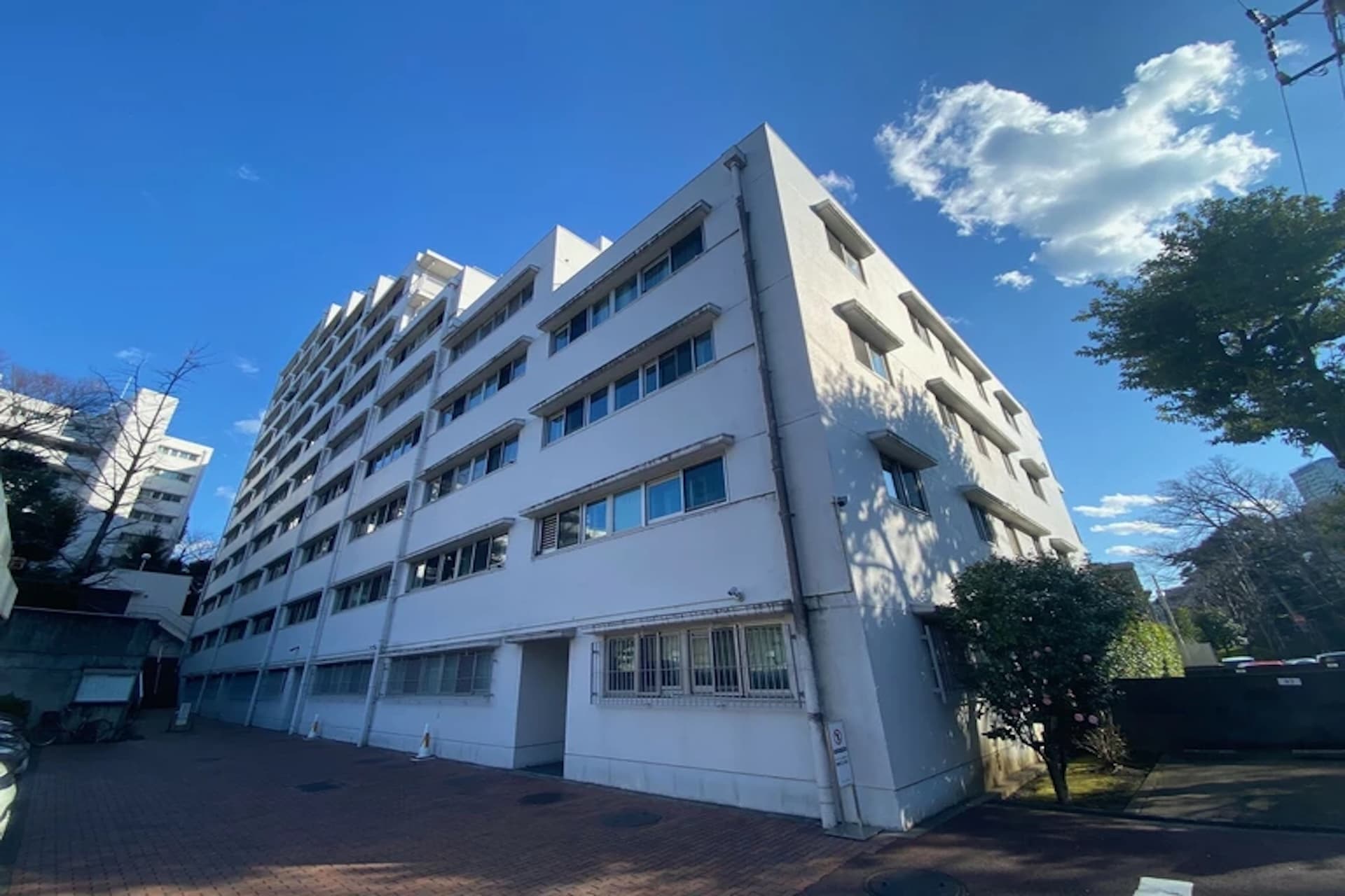 Kaminoge Heim Building 311.jpg