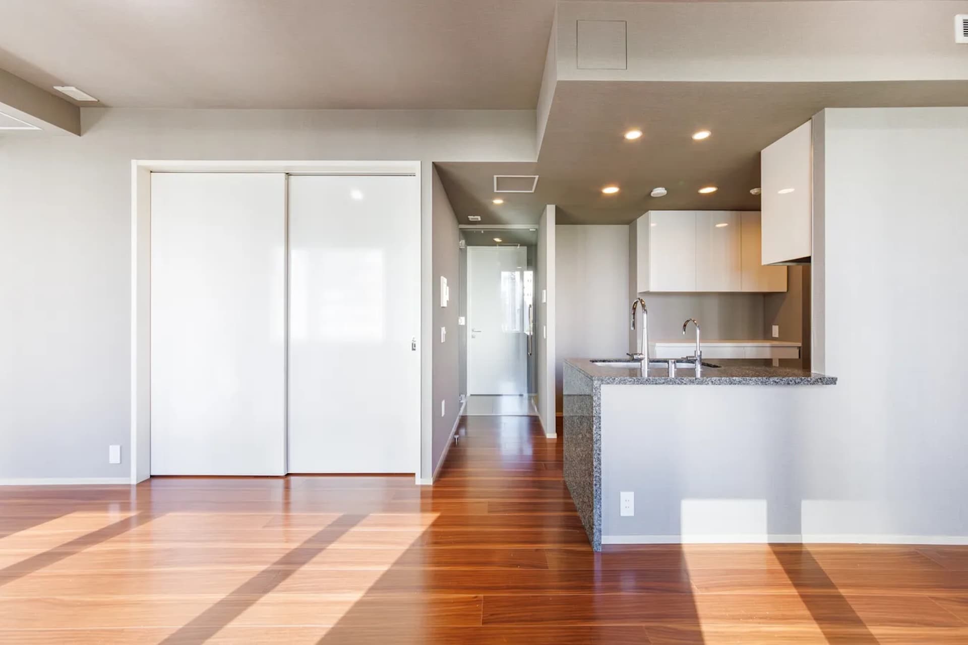 The Residence Mita1.jpg