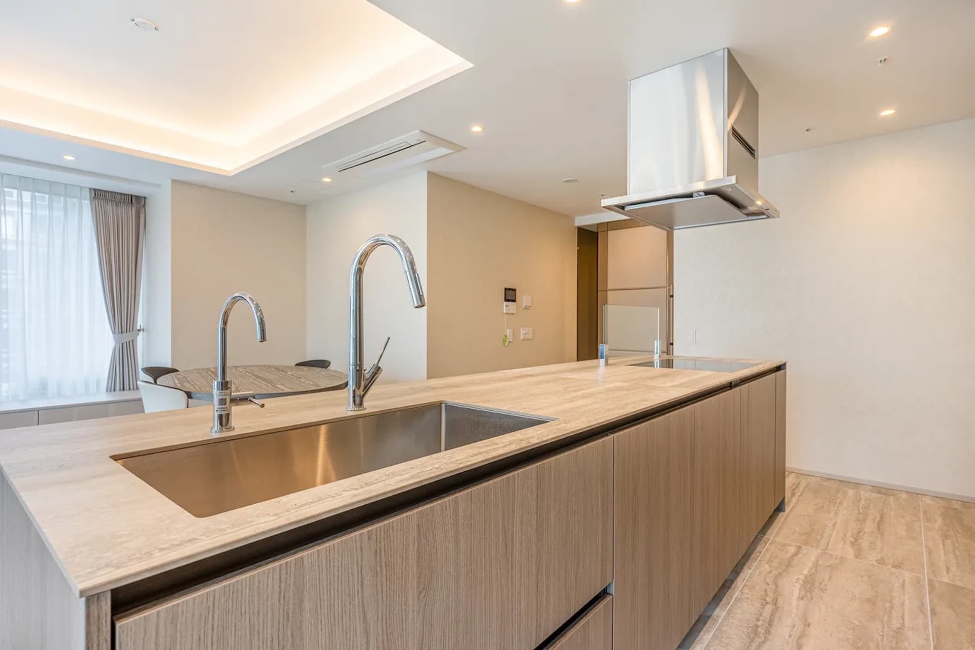 Mita Garden Hills Park Mansion4.jpg