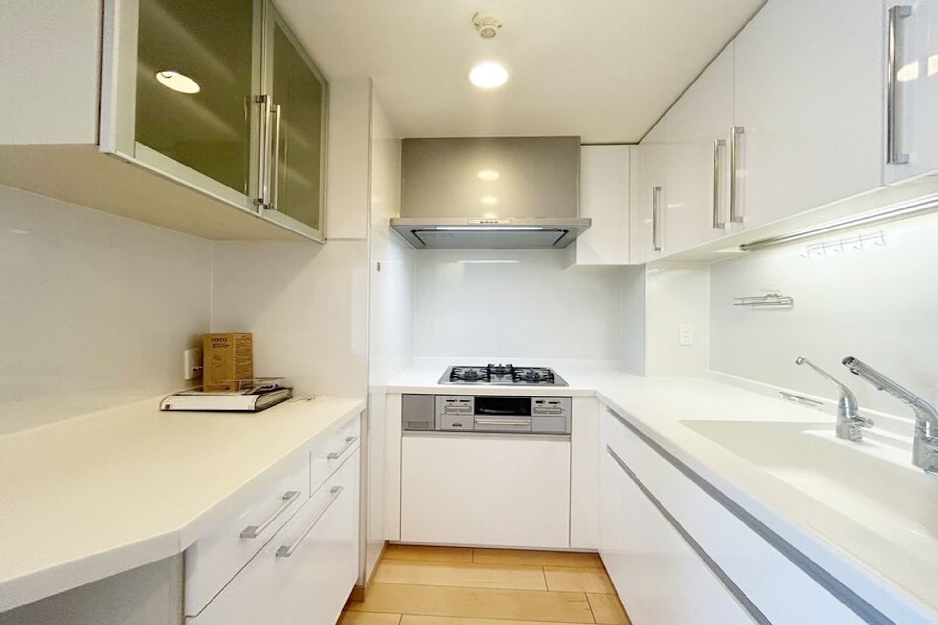 Axile Court Meguro Hanabusayama 2.jpg