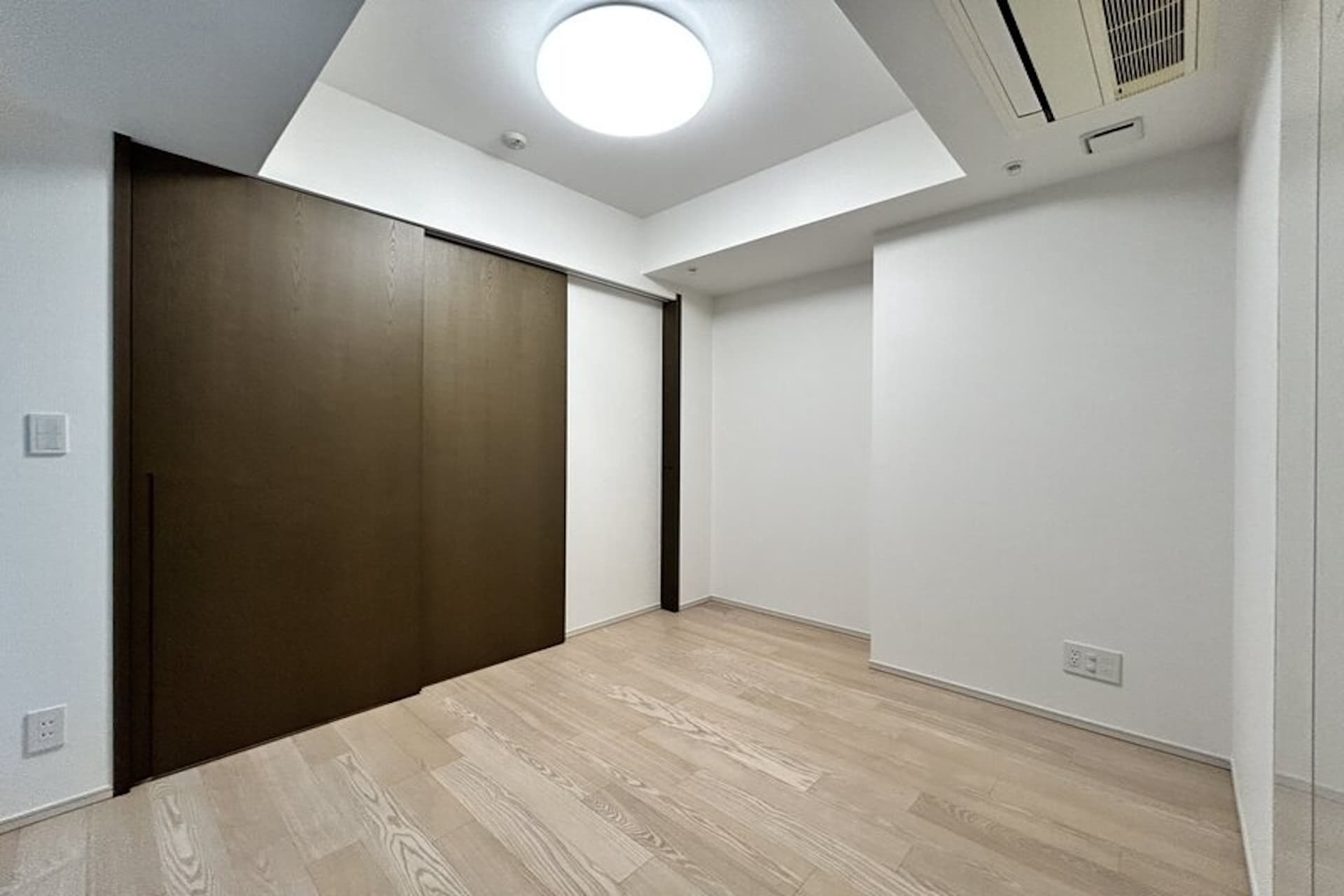 Premist Minami-Aoyama9.jpg