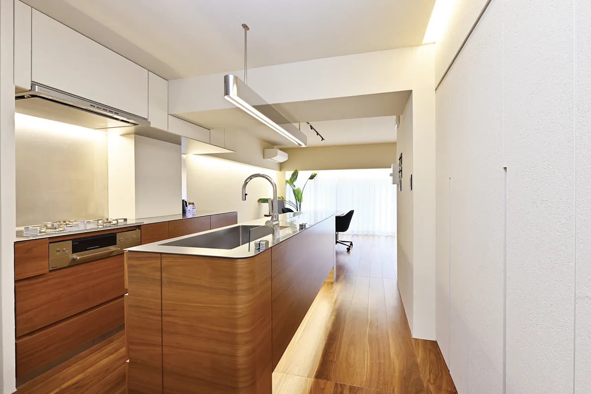 Domire Takanawa8.jpg