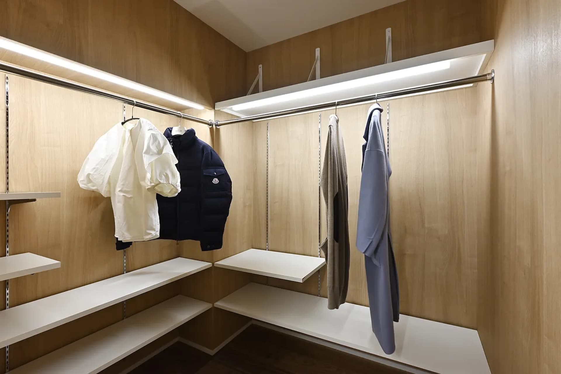 Domire Takanawa10.jpg