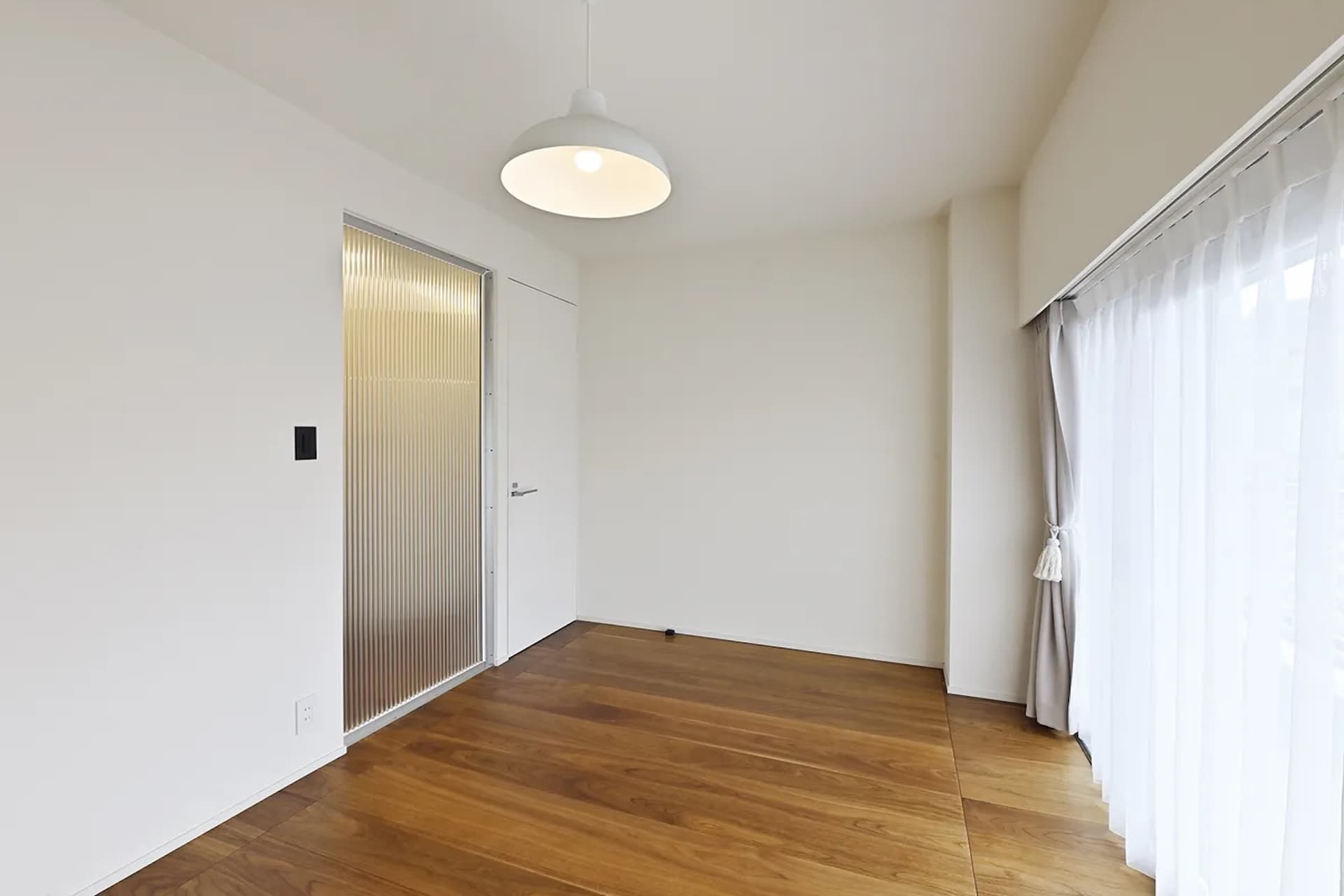 Domire Takanawa1.jpg