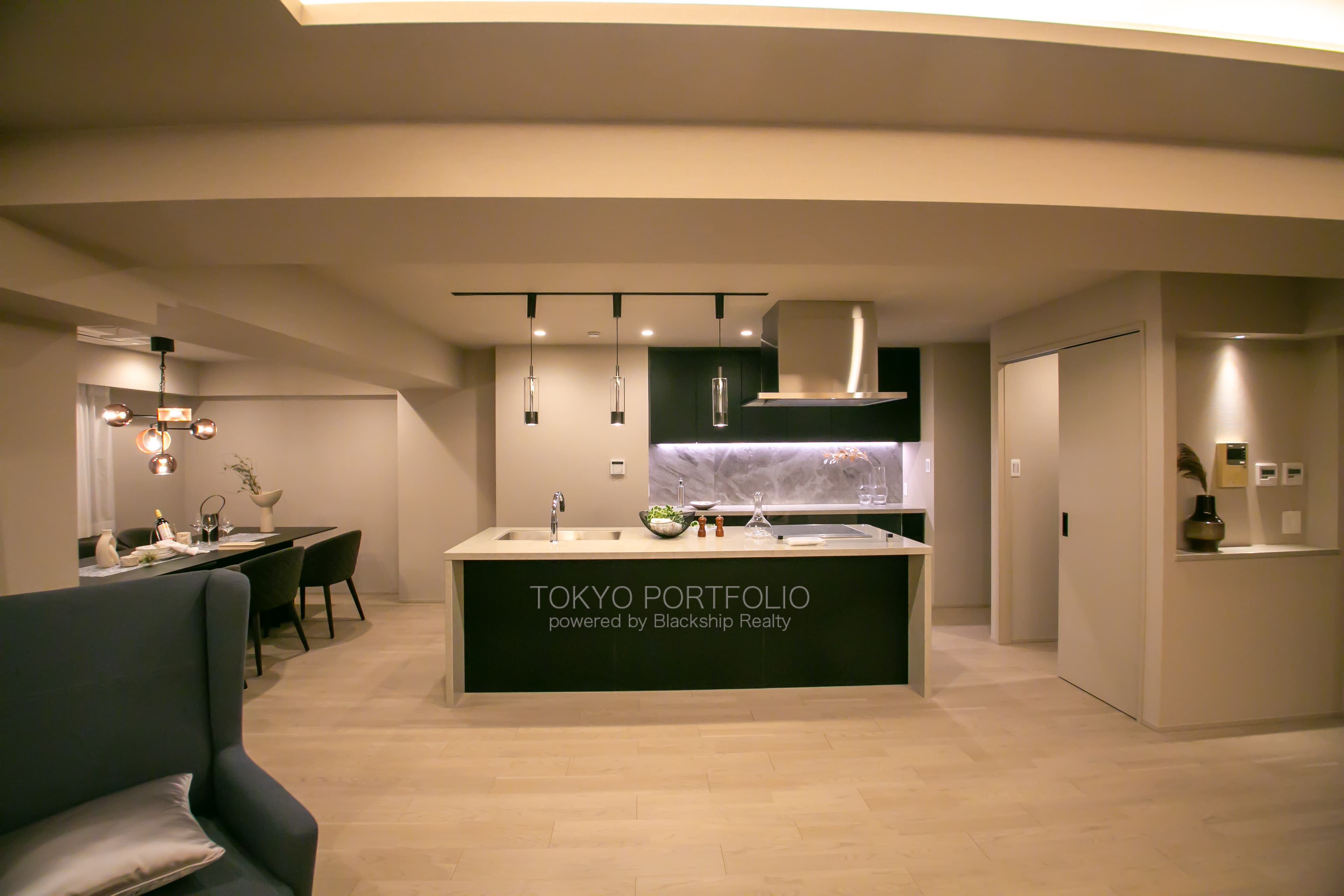 Wistaria Motoazabu4.JPG