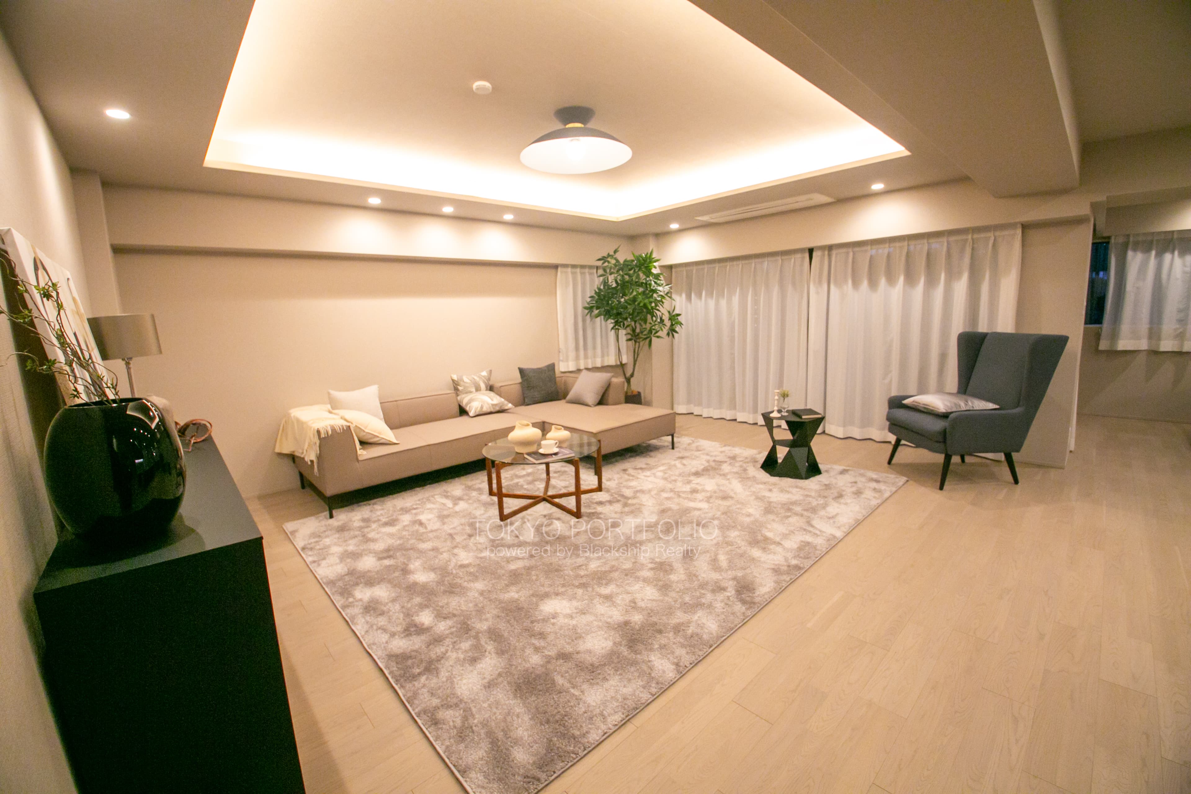 Wistaria Motoazabu2.JPG