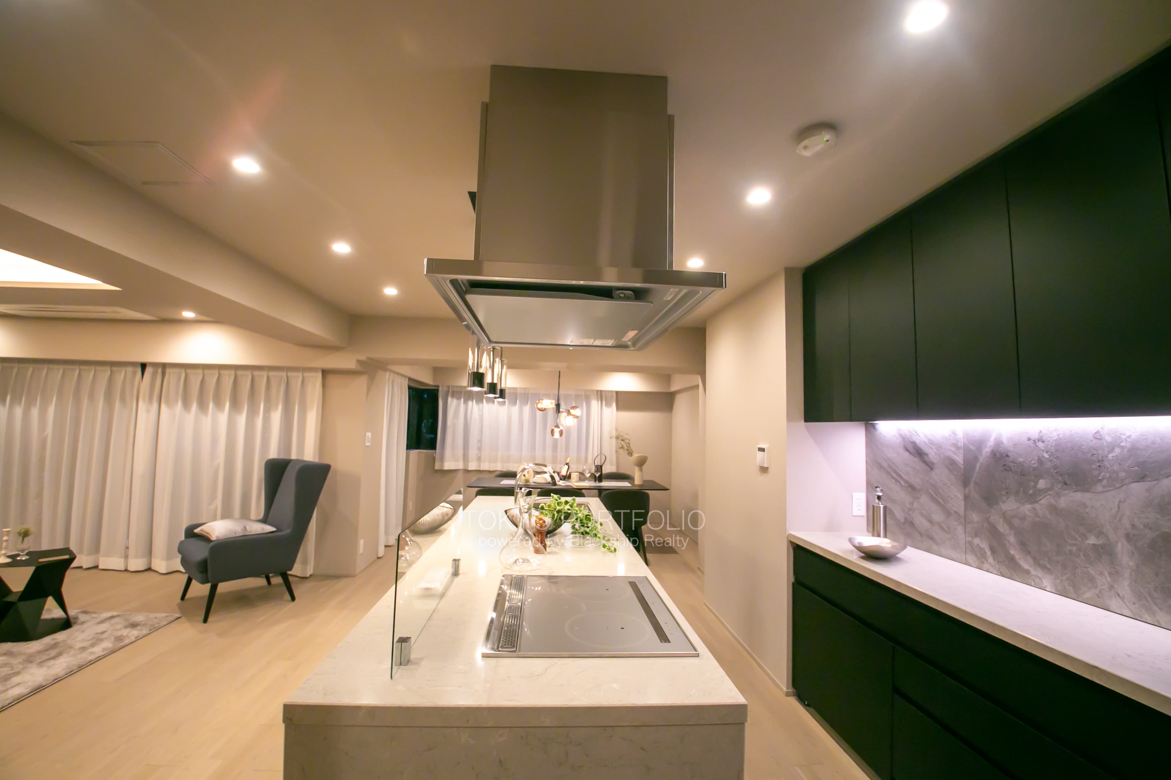 Wistaria Motoazabu5.JPG