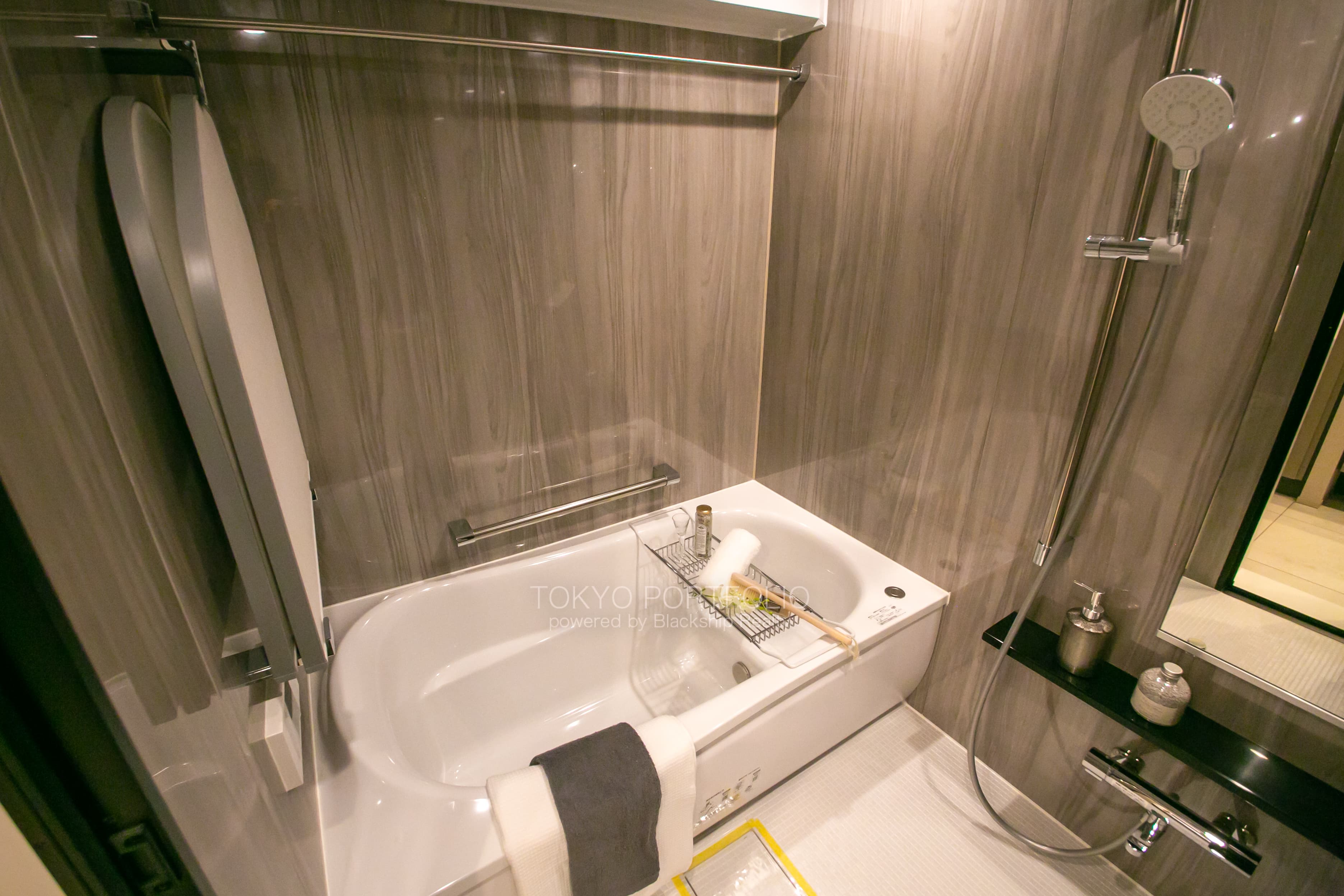 Wistaria Motoazabu13.JPG