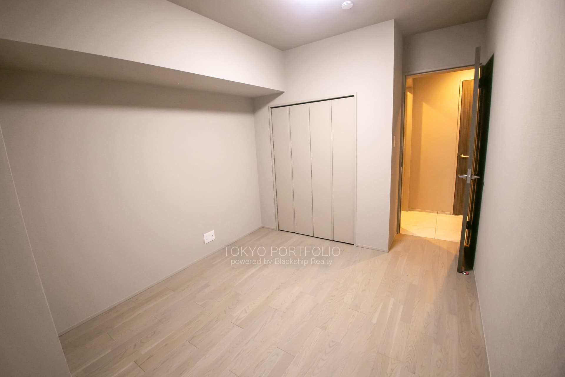 Wistaria Motoazabu17.JPG