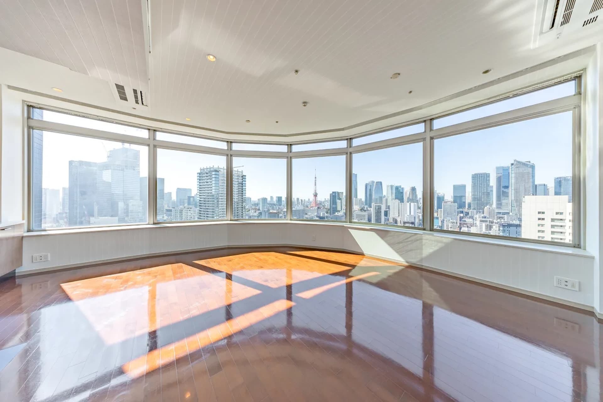 tokyo twin parks left wing 4.jpg