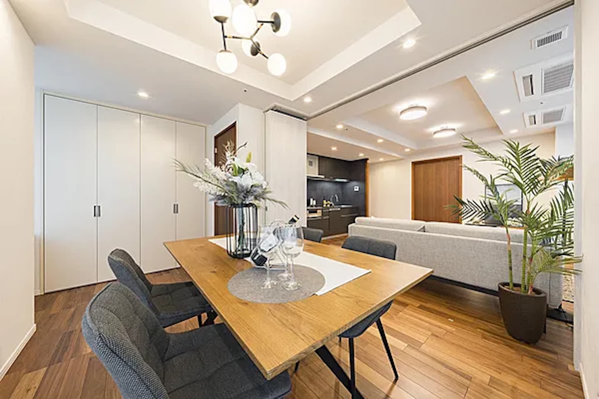 Takanawa The Residence1.jpg