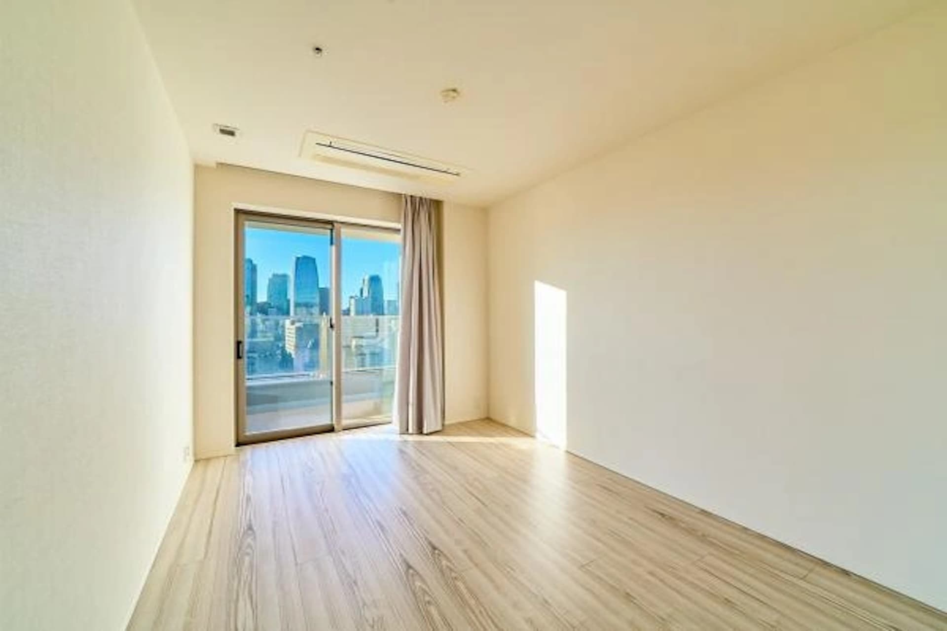 Park Court Hamarikyu The Tower6.jpg