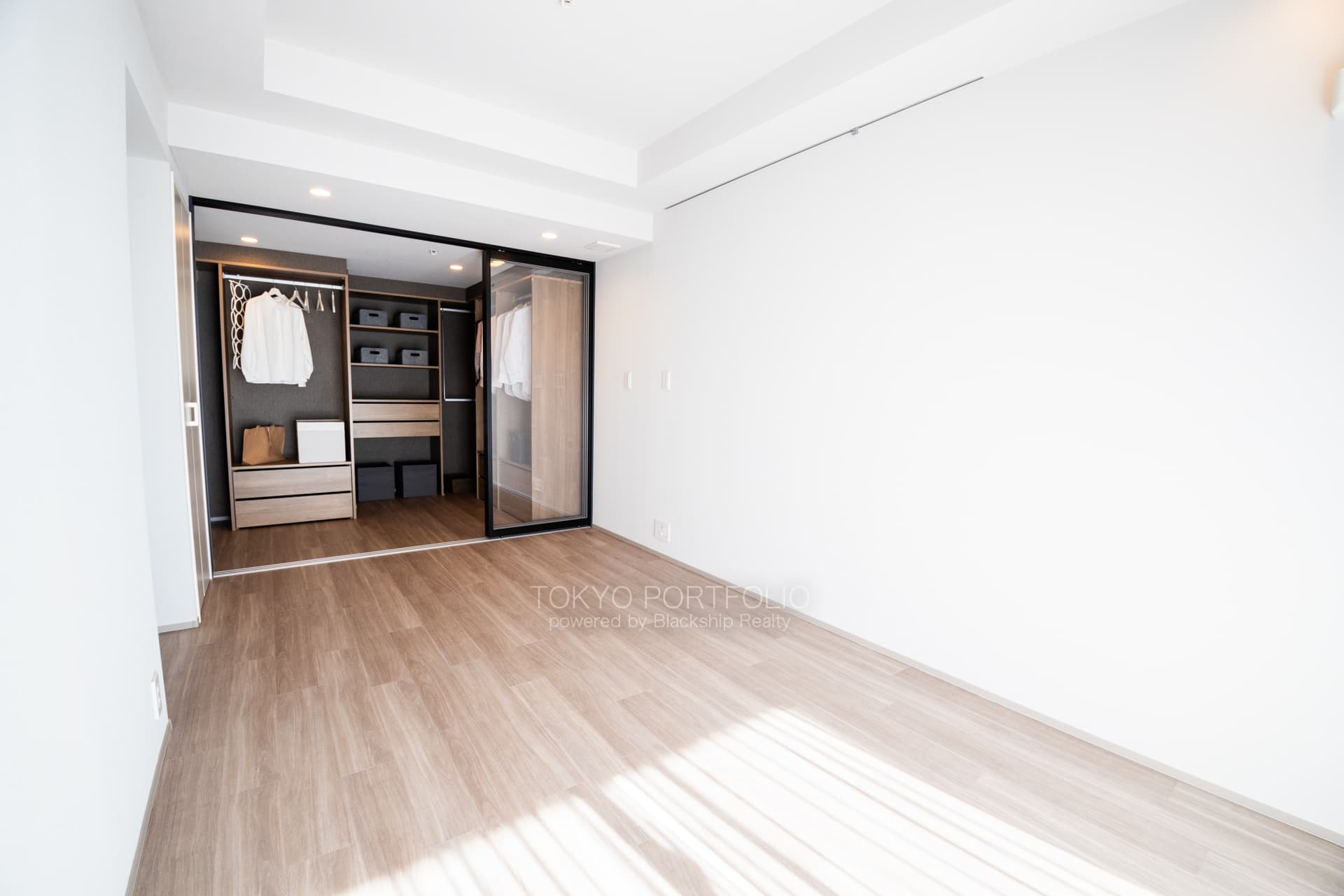 Kachidoki The Tower 1823-4.JPG