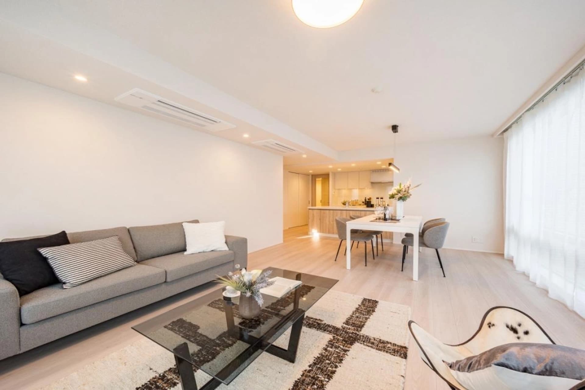 DIANA COURT UEHARA5.jpg