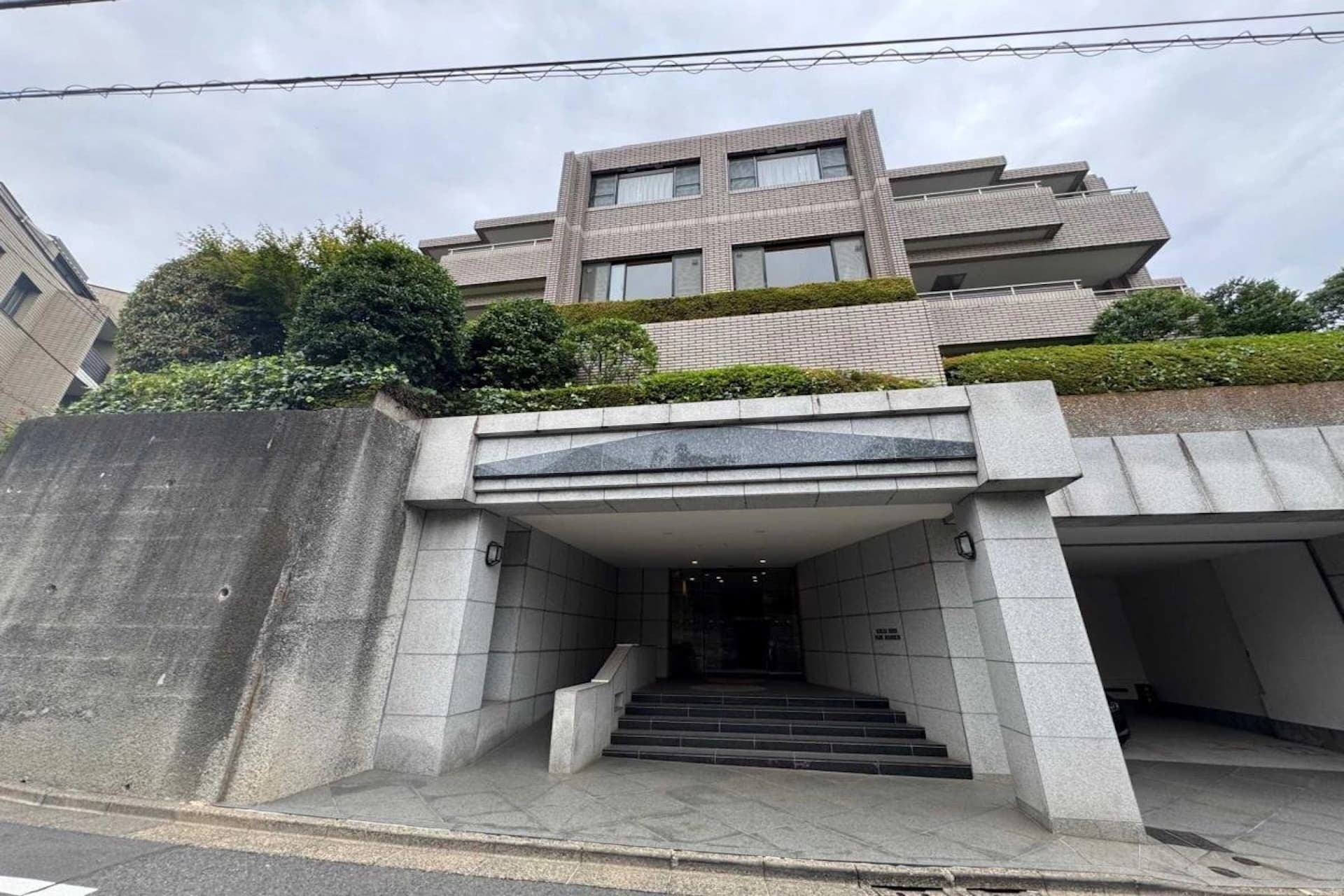 YOYOGI KOEN PARK MANSION2.jpg