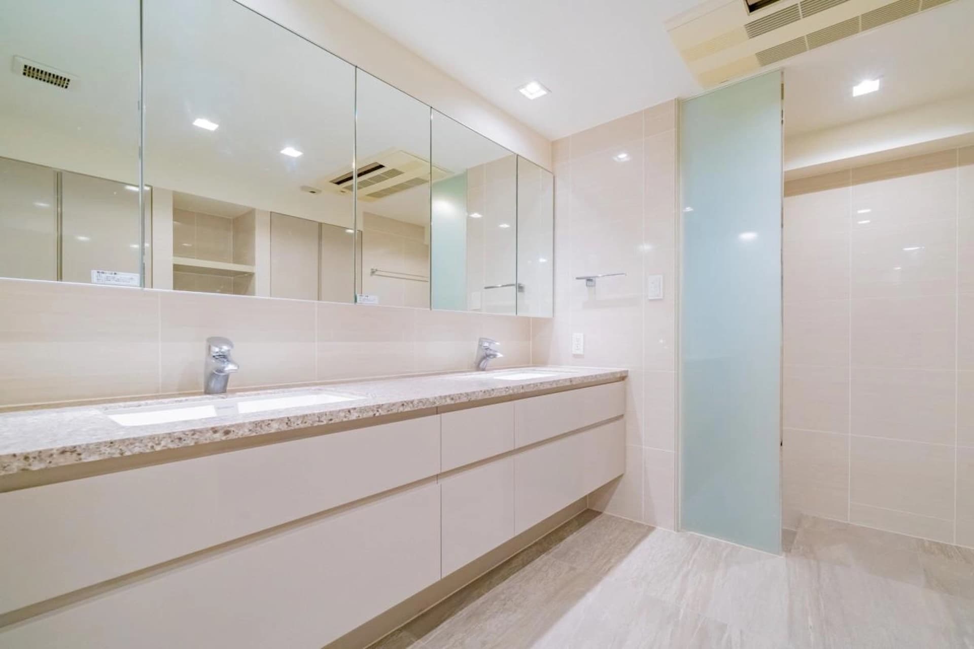 THE RESIDENCE MEGURO10.jpg