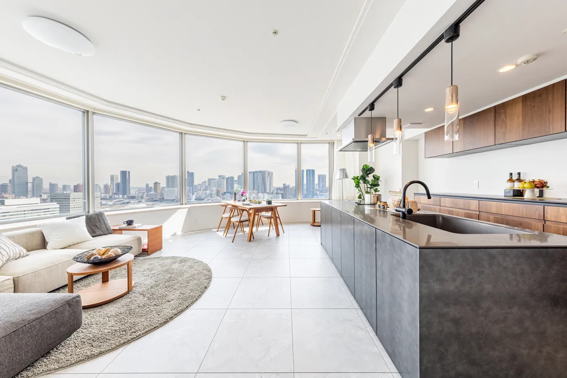 Tokyo Twin Parks Left Wing5.jpg