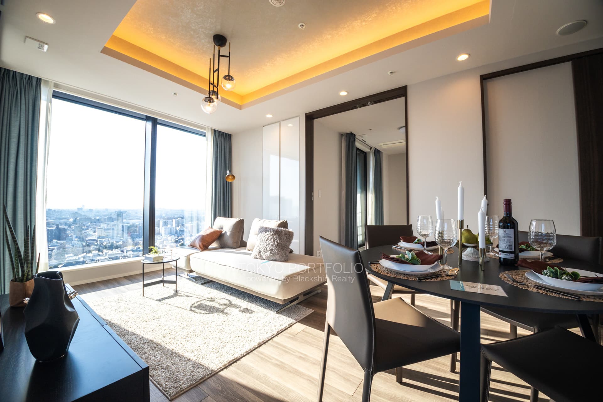 La Tour Shibuya Udagawa 1802 Living Room1.jpg