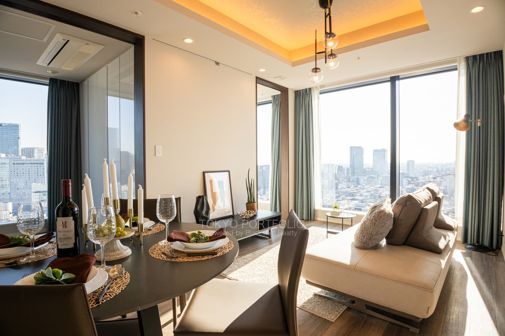 La Tour Shibuya Udagawa 1802 Living Room2.jpg