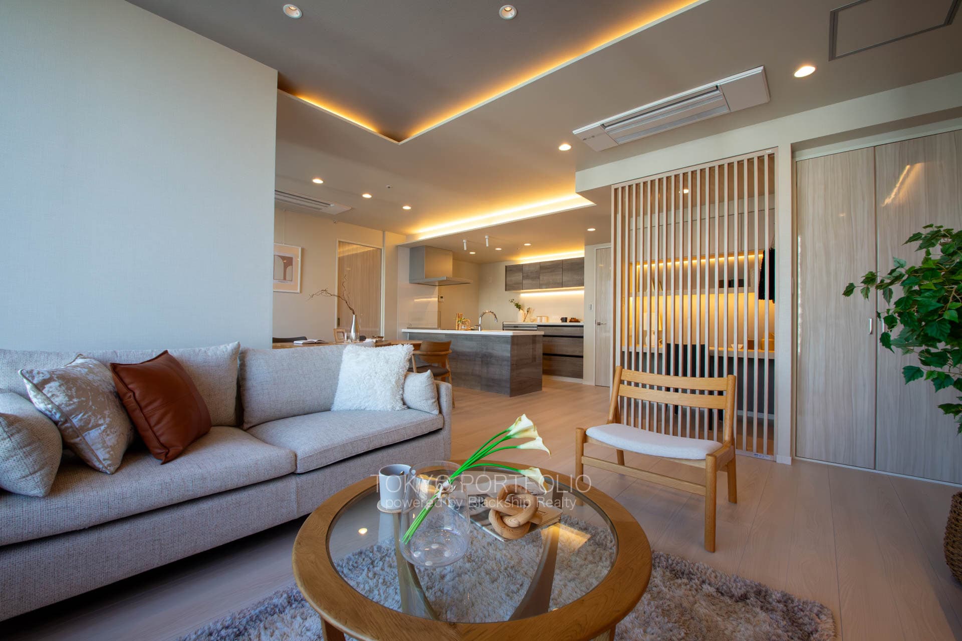 THE TOKYO TOWERS SEA TOWER 4722-10.jpg