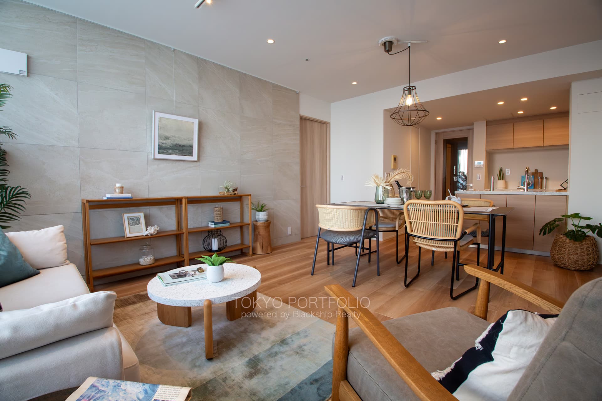 THE TOKYO TOWERS MID TOWER 3511-9.jpg