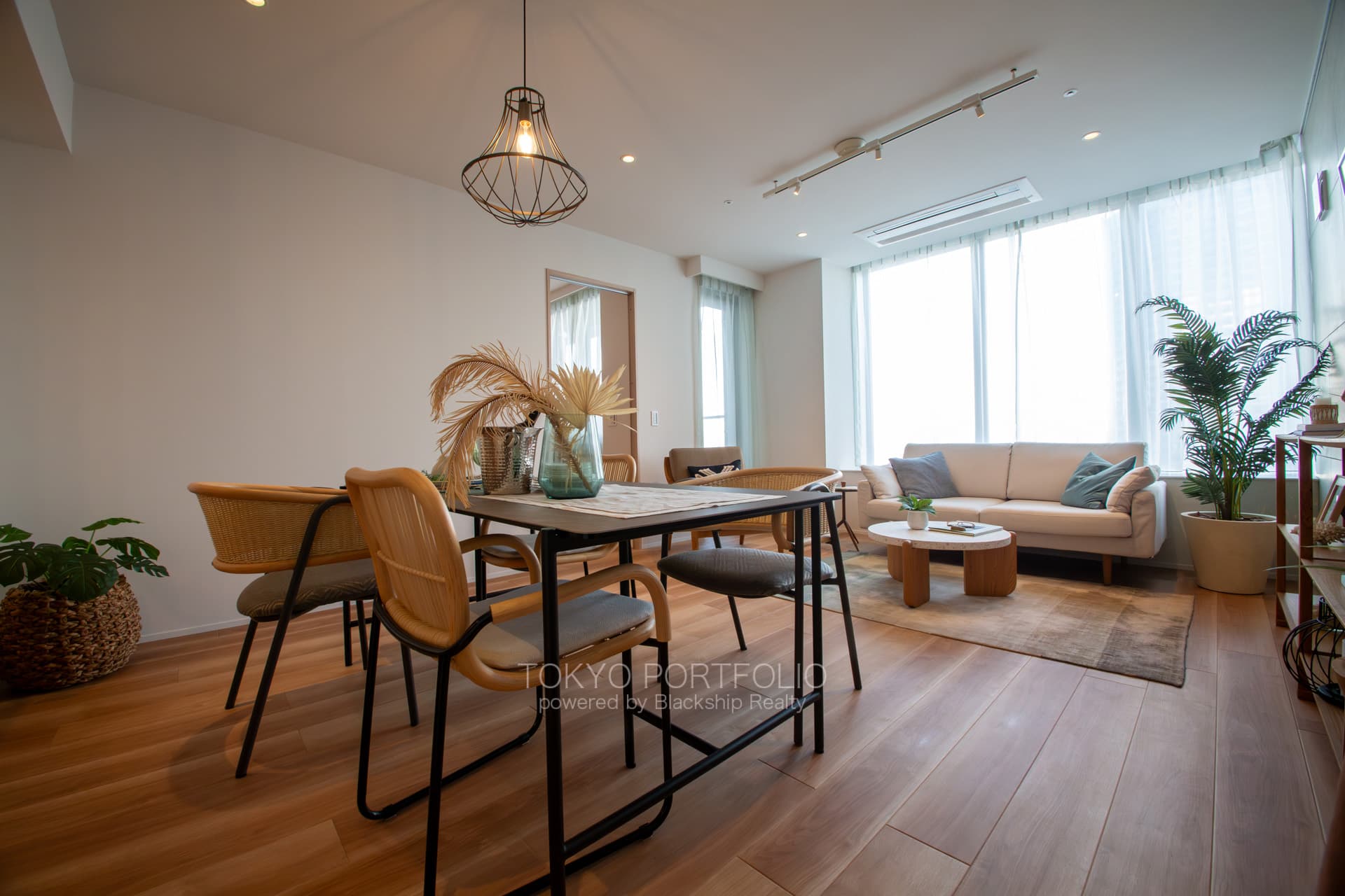 THE TOKYO TOWERS MID TOWER 3511-8.jpg