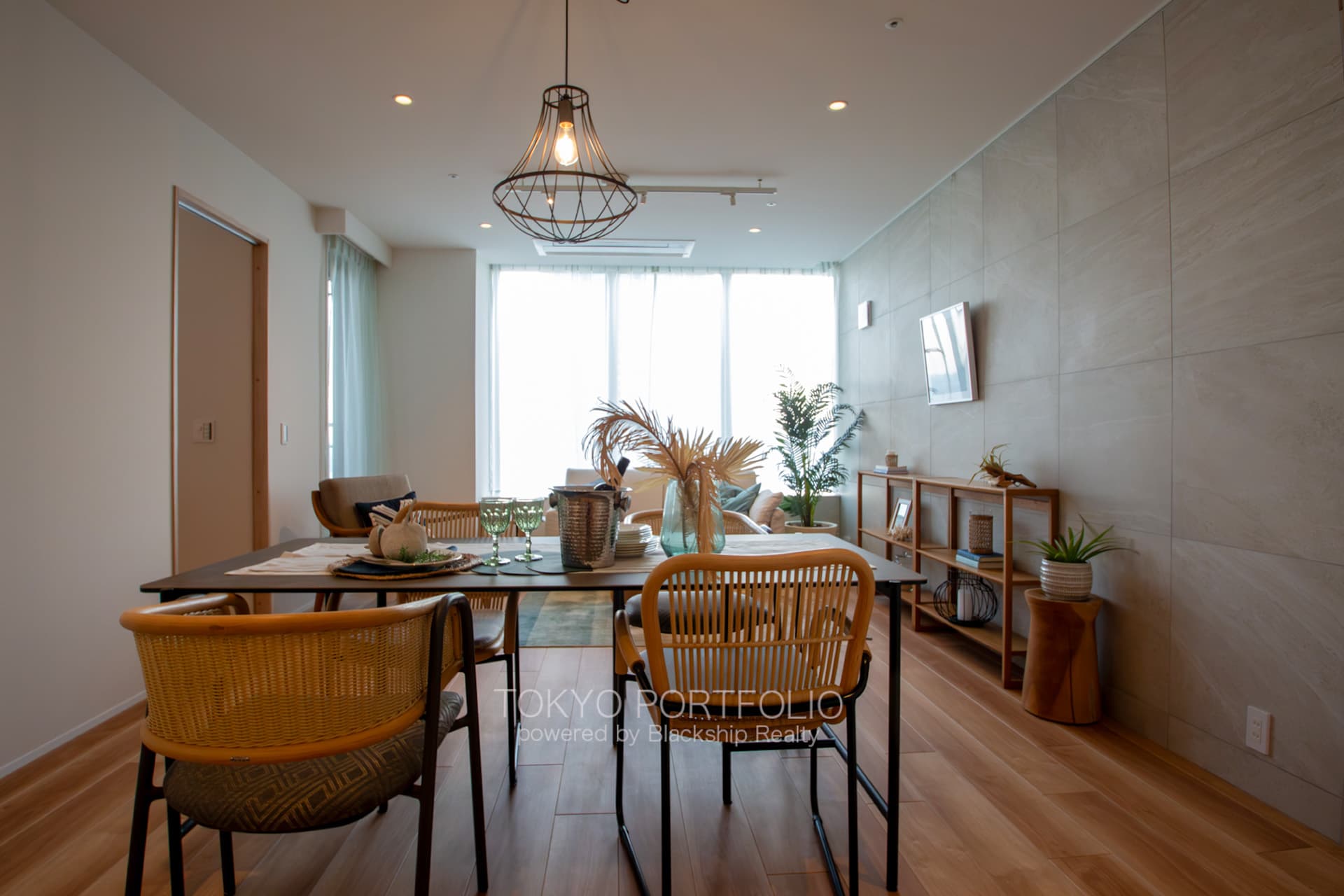 THE TOKYO TOWERS MID TOWER 3511-7.jpg