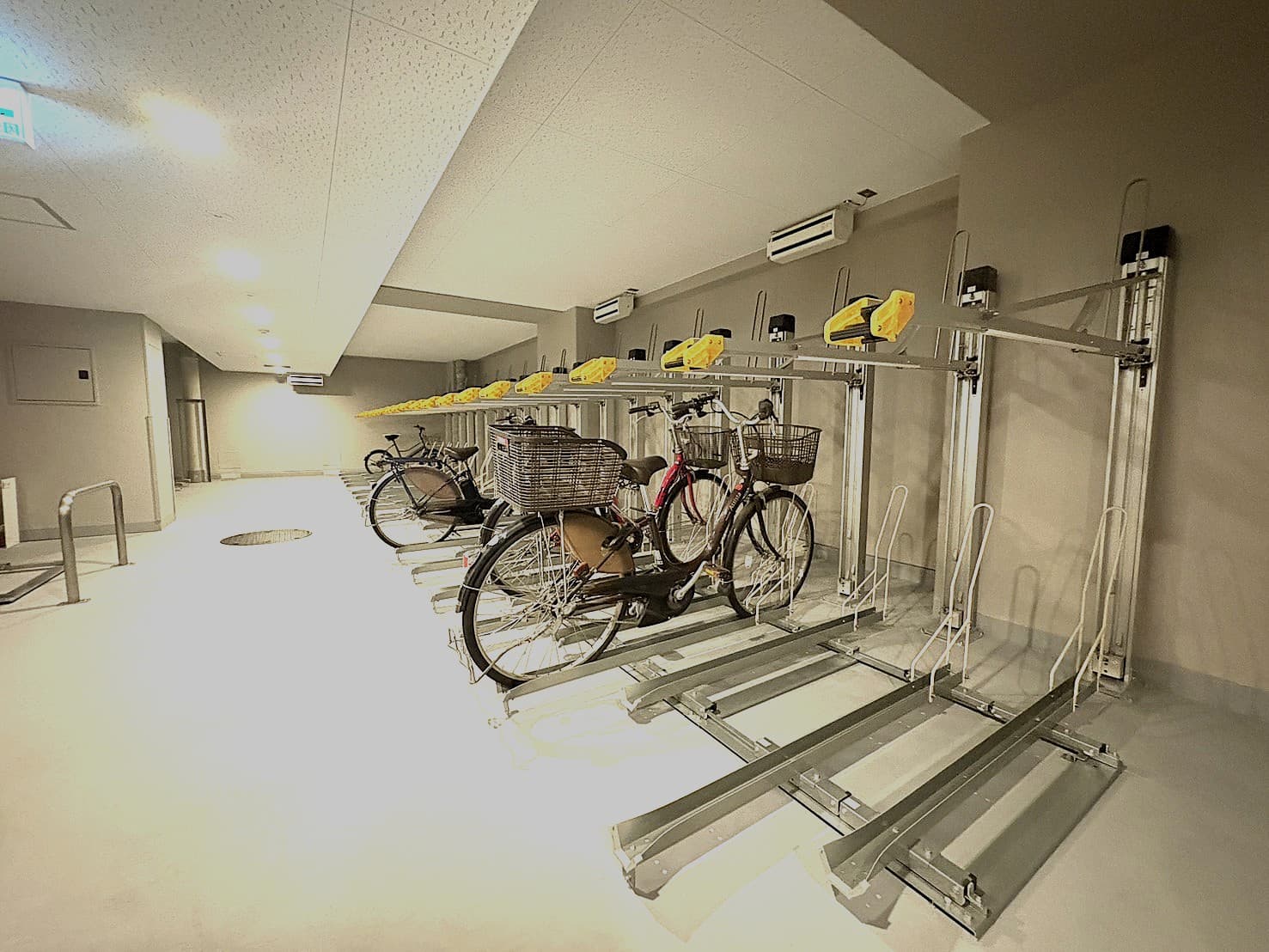 駐輪場.jpg