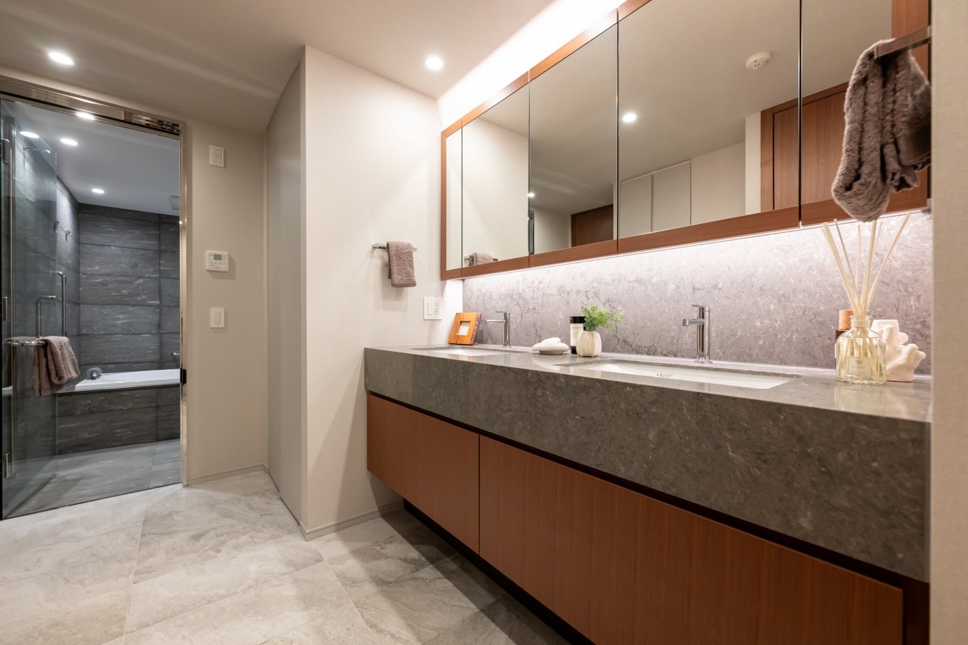 Proud Jingumae8.jpeg