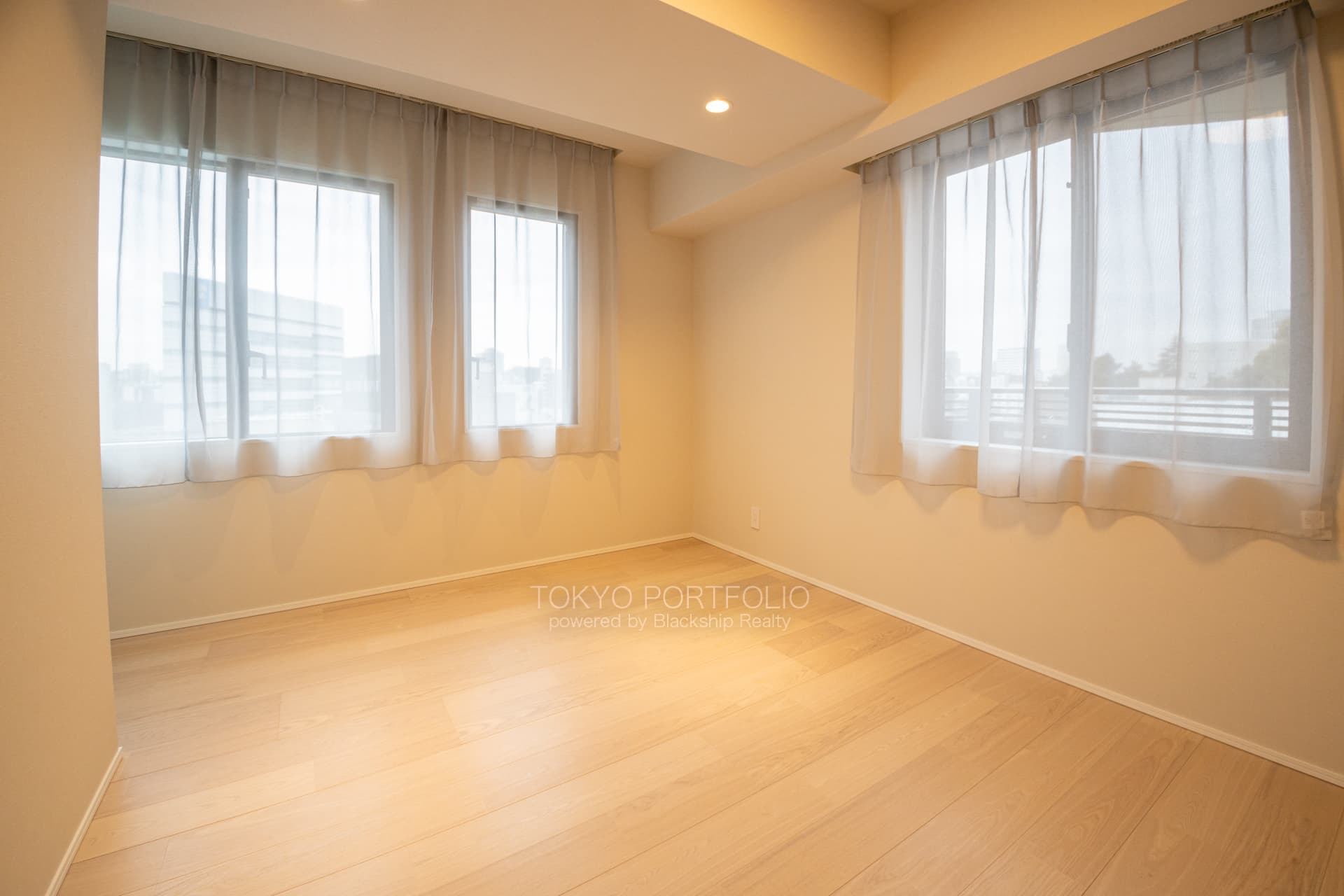 Sunwood Hiroo 901 Bedroom1.JPG