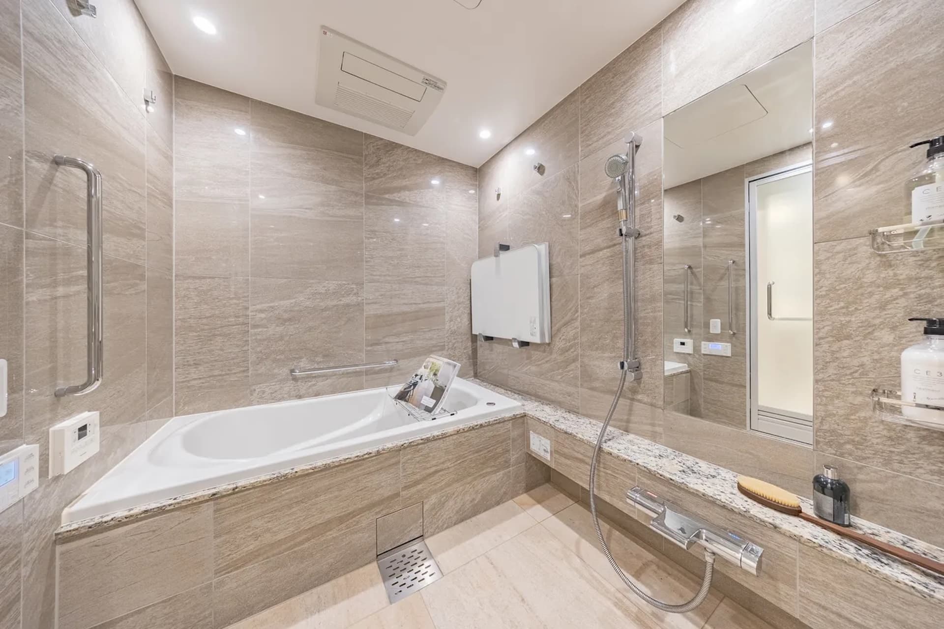 The Park House Mita Garden14.jpg