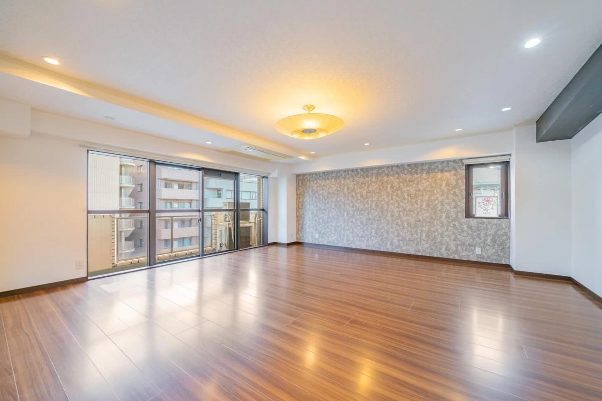 Eclair Nogizaka8.jpg