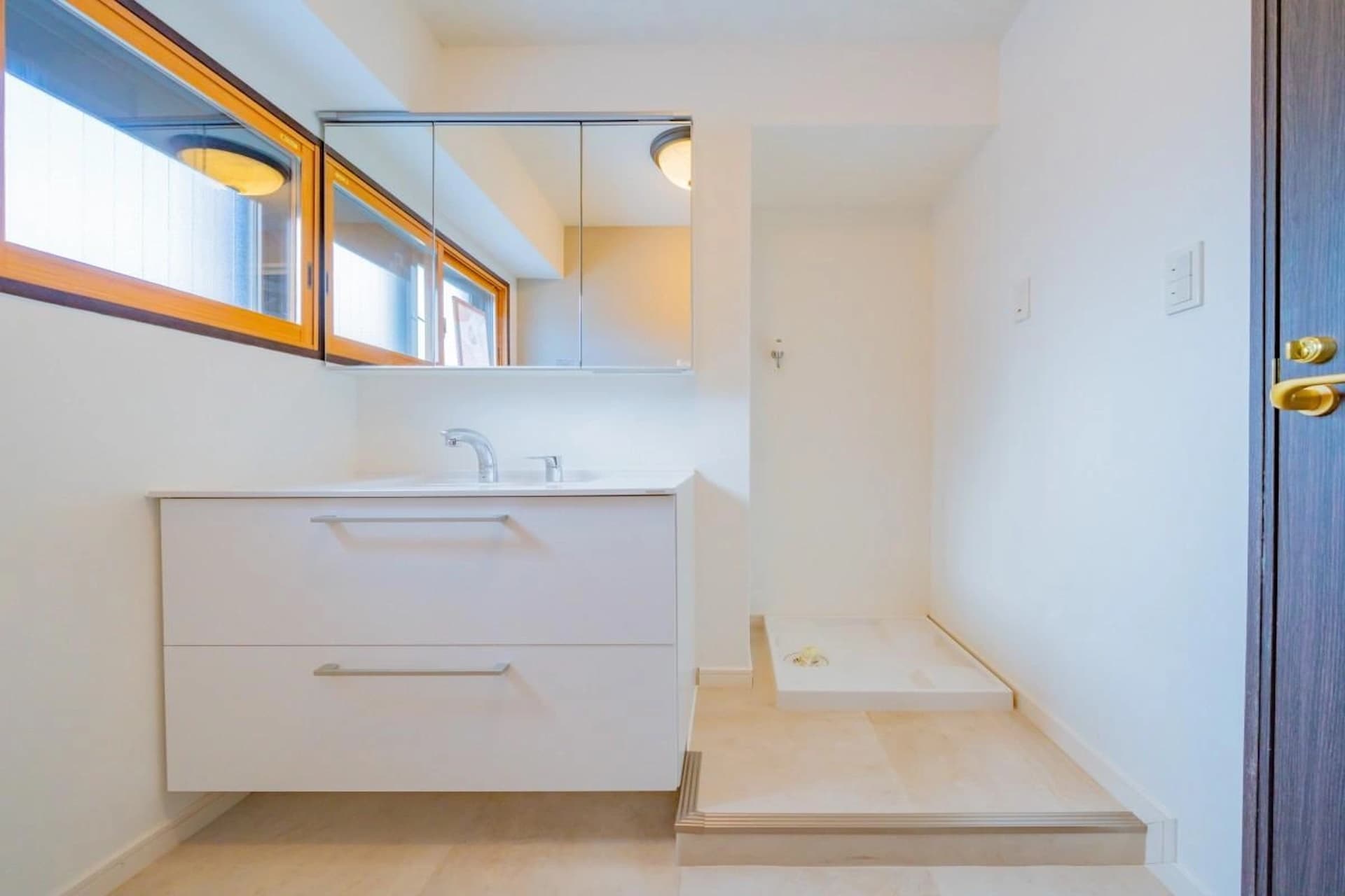 Eclair Nogizaka1.jpg