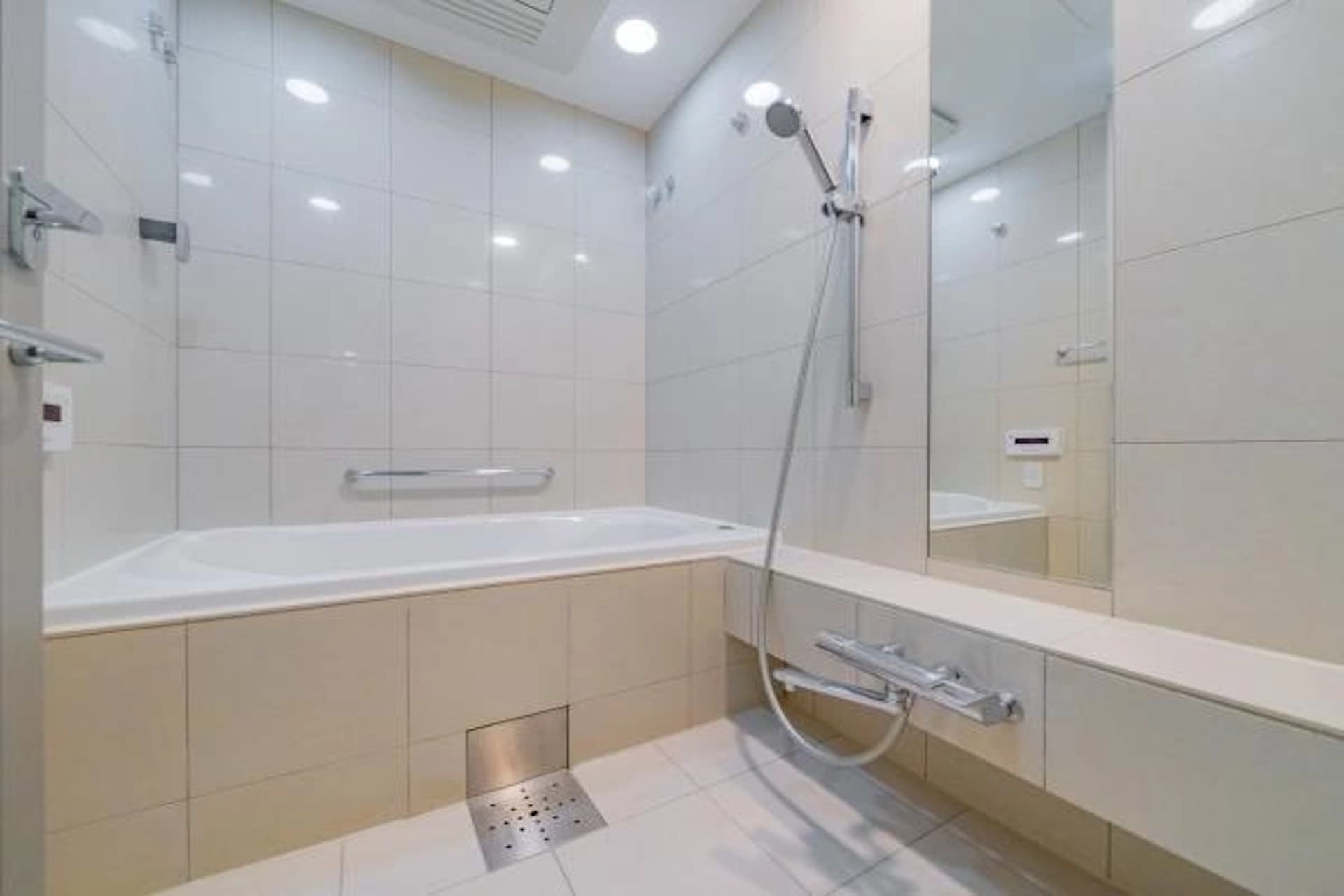 Century Forest Building A10.jpg