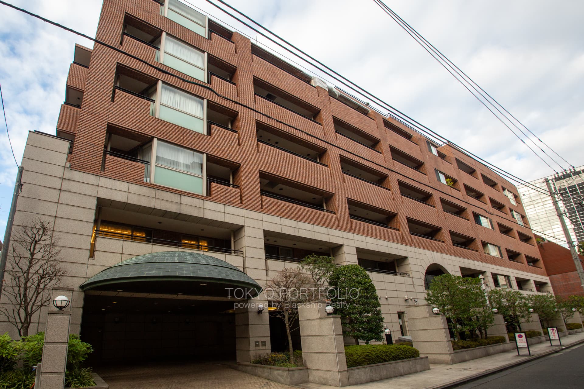 Vesent Akasaka Shinsaka205-1.jpg