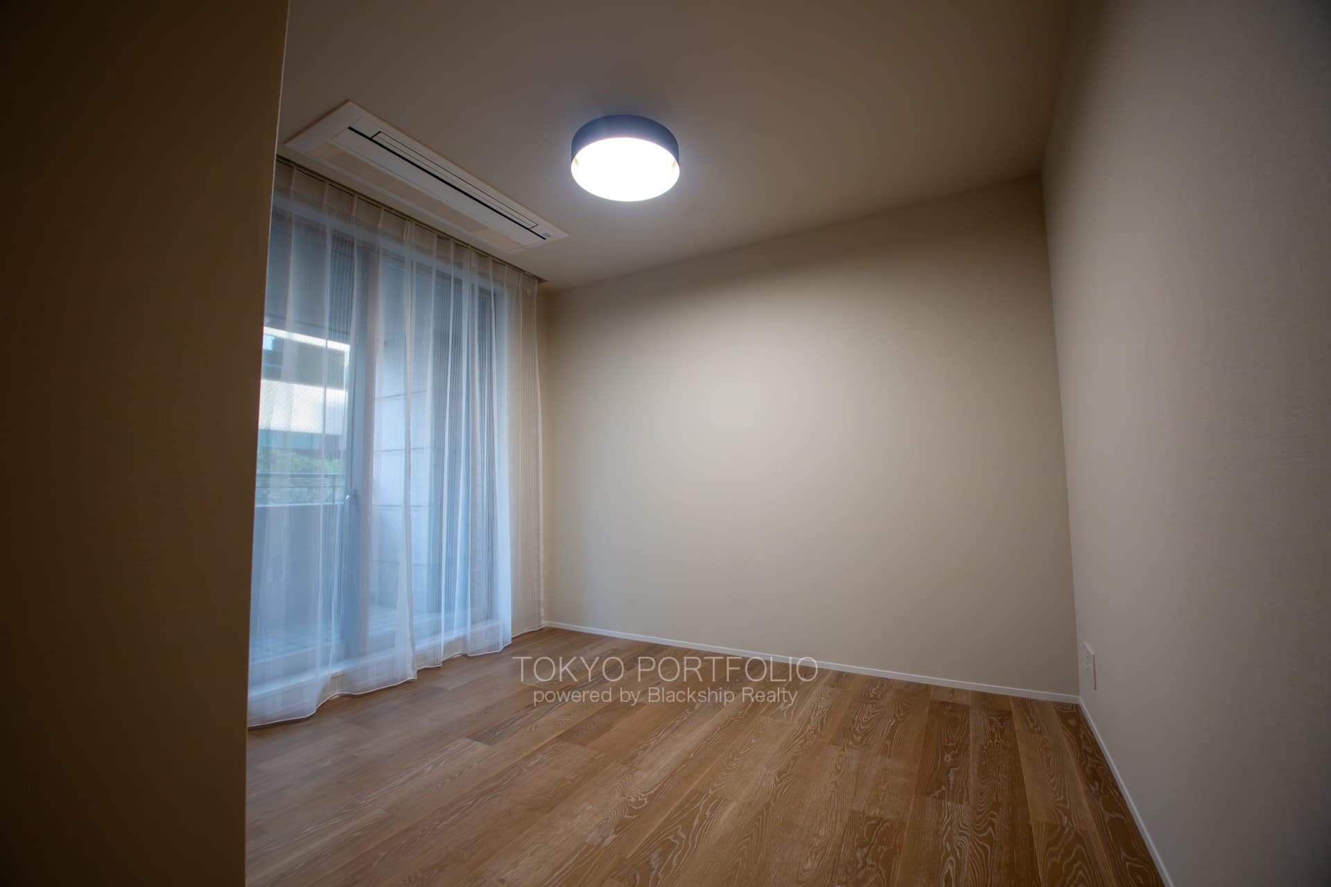 Vesent Akasaka Shinsaka205-17.jpg