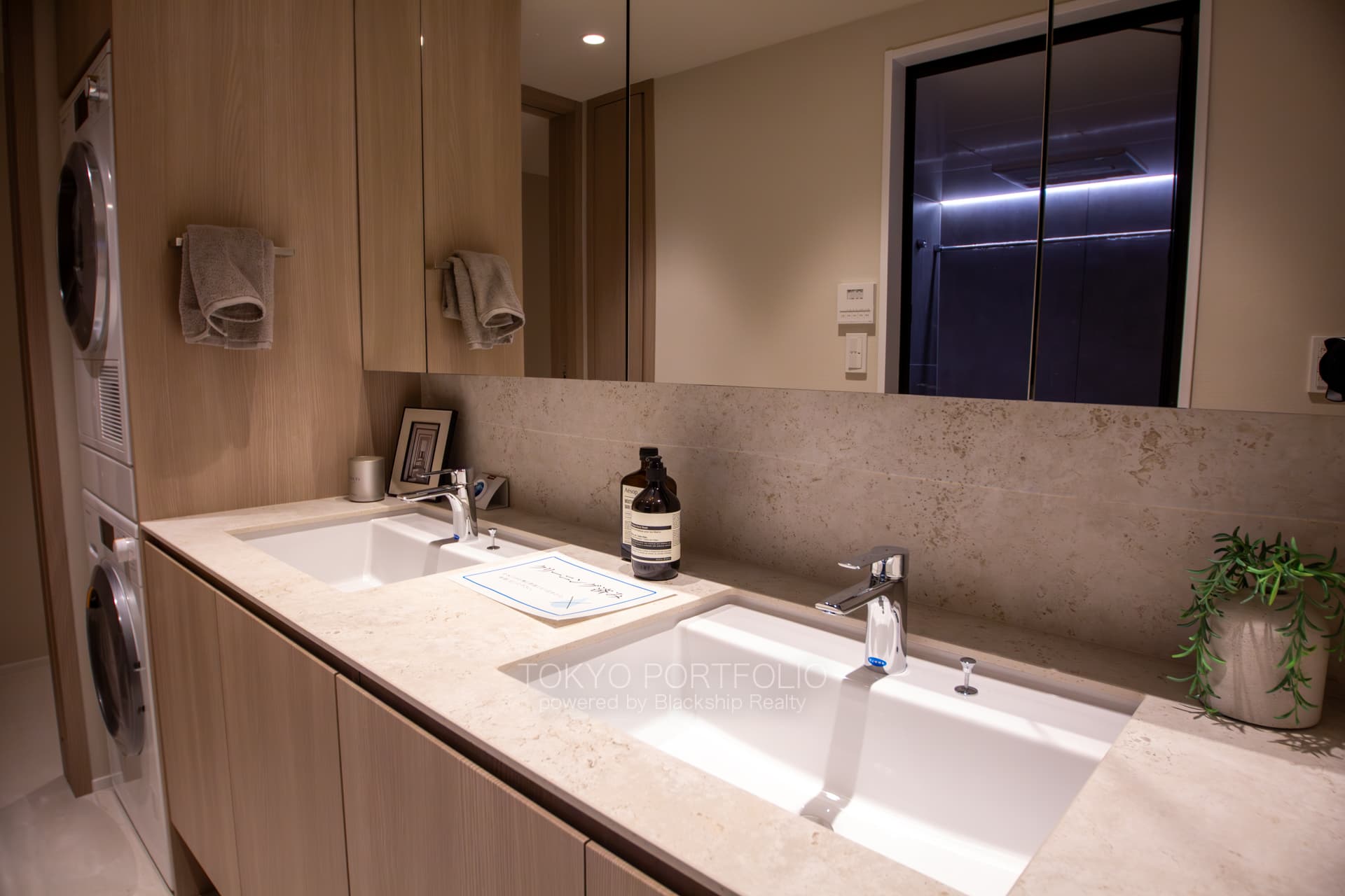 Vesent Akasaka Shinsaka205-8.jpg