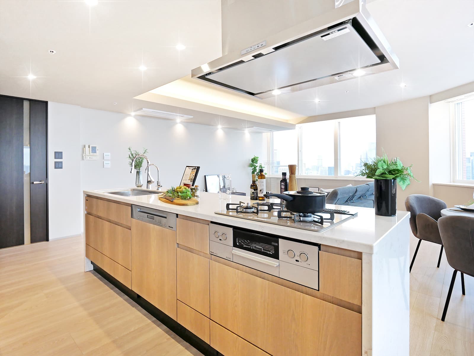 Kitchen のコピー.jpg