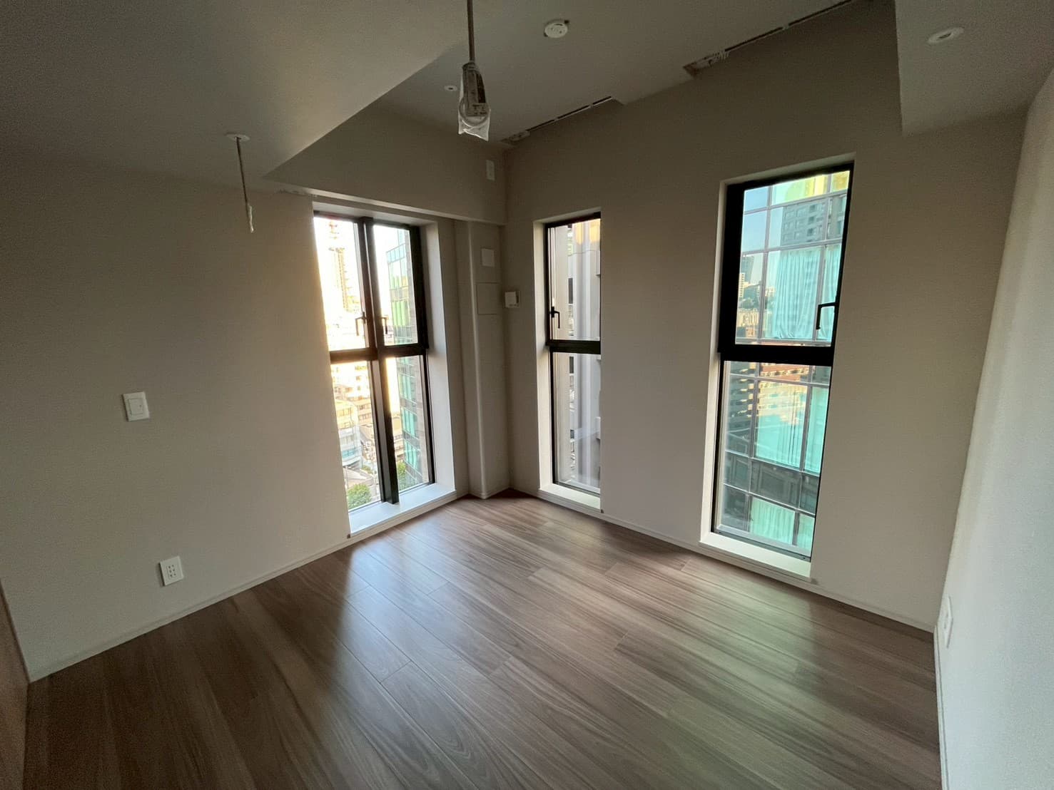 洋室6畳_アトラス麻布十番1101_251110_18 (3).jpg