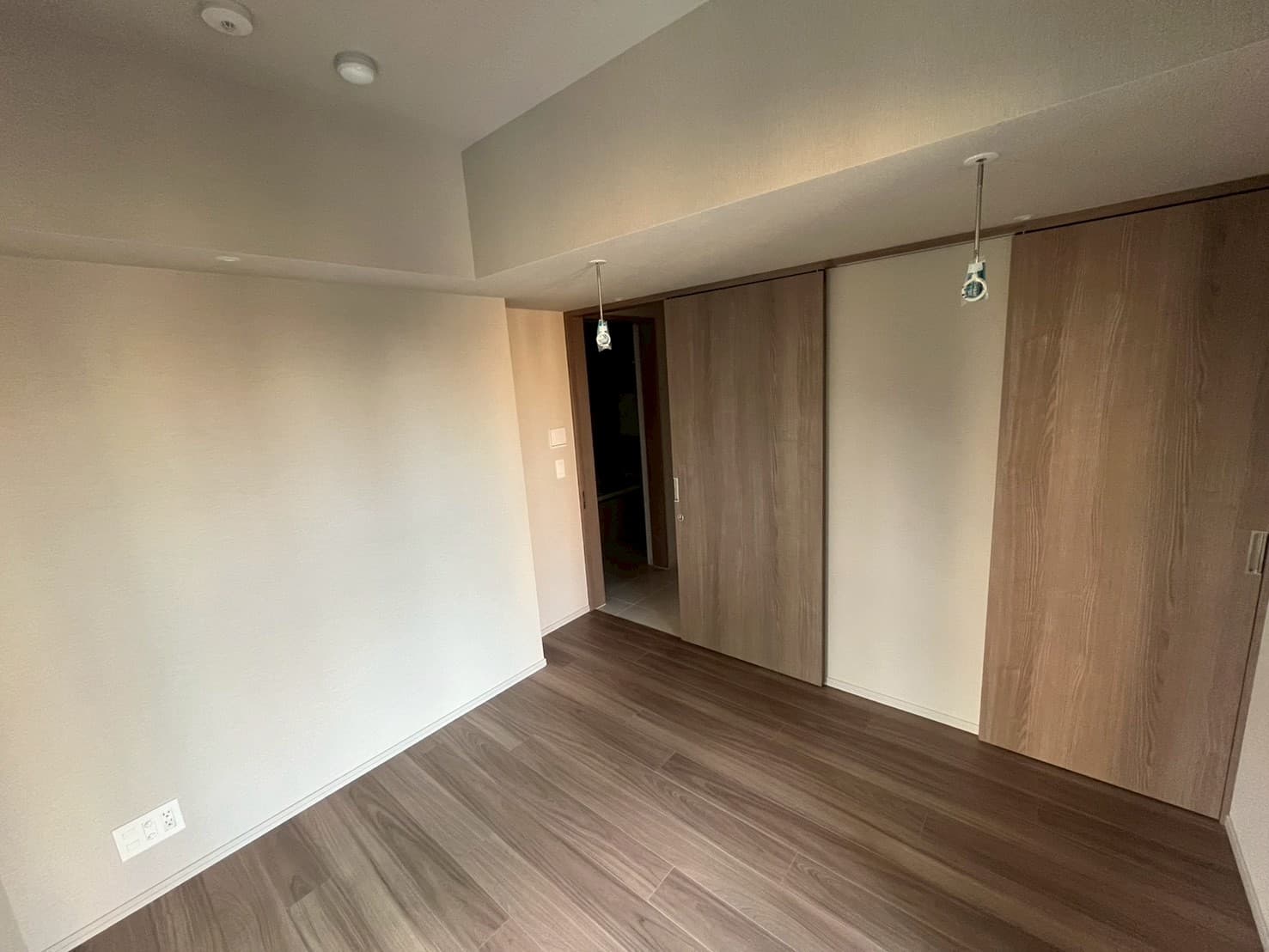 洋室6畳_アトラス麻布十番1101_251110_18 (2).jpg