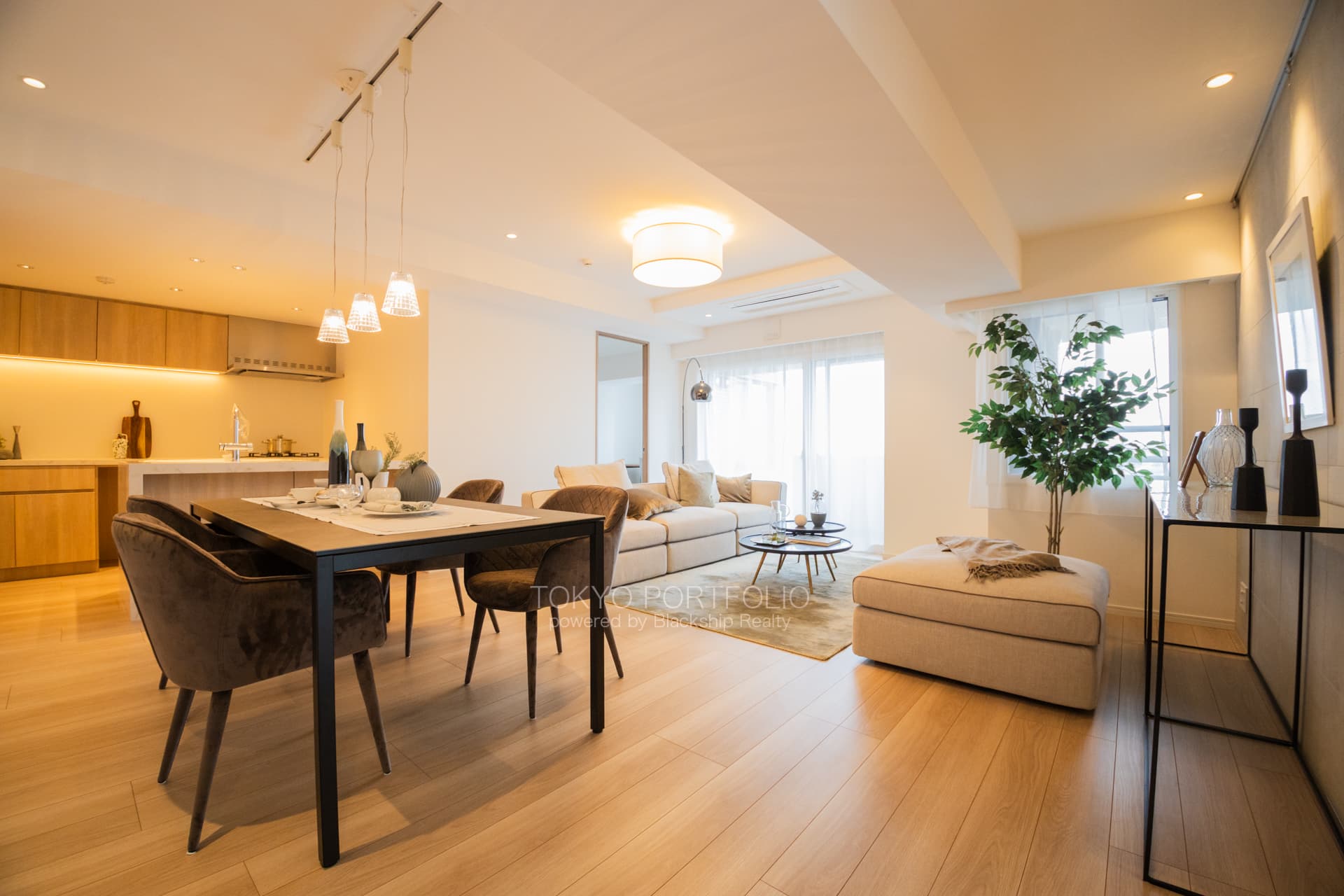 Courtyard Yutenji-10.JPG