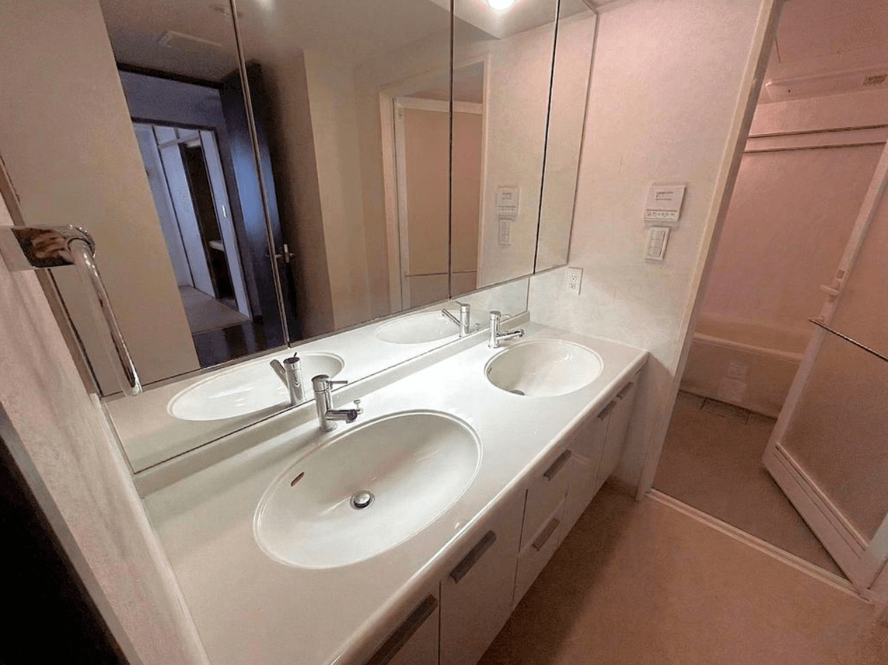 Screenshot 2026-04-10 at 18.52.06.png