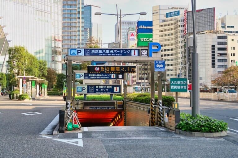 How to Find Parking in Tokyo (For Residents &amp; Tourists)