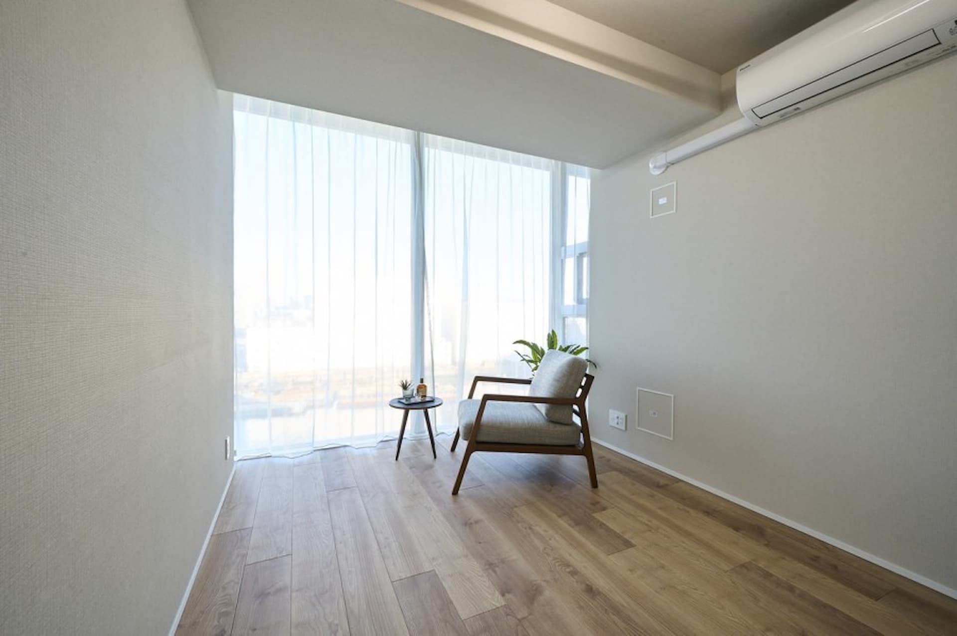 World City Towers Aqua Tower bedroom.jpeg