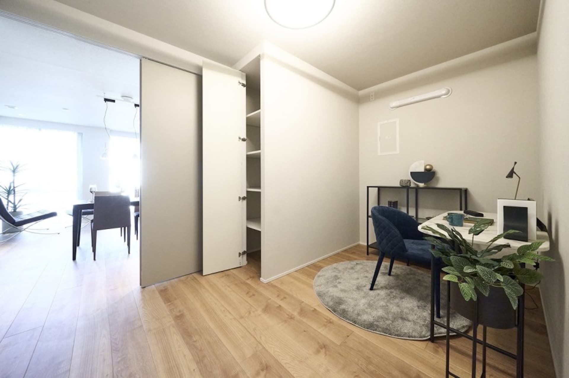 World City Towers Aqua Tower bedroom2.jpeg